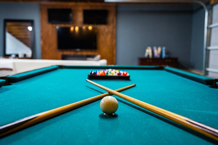 Mountain Cottage and Tiny House with hot tub gallery image 4