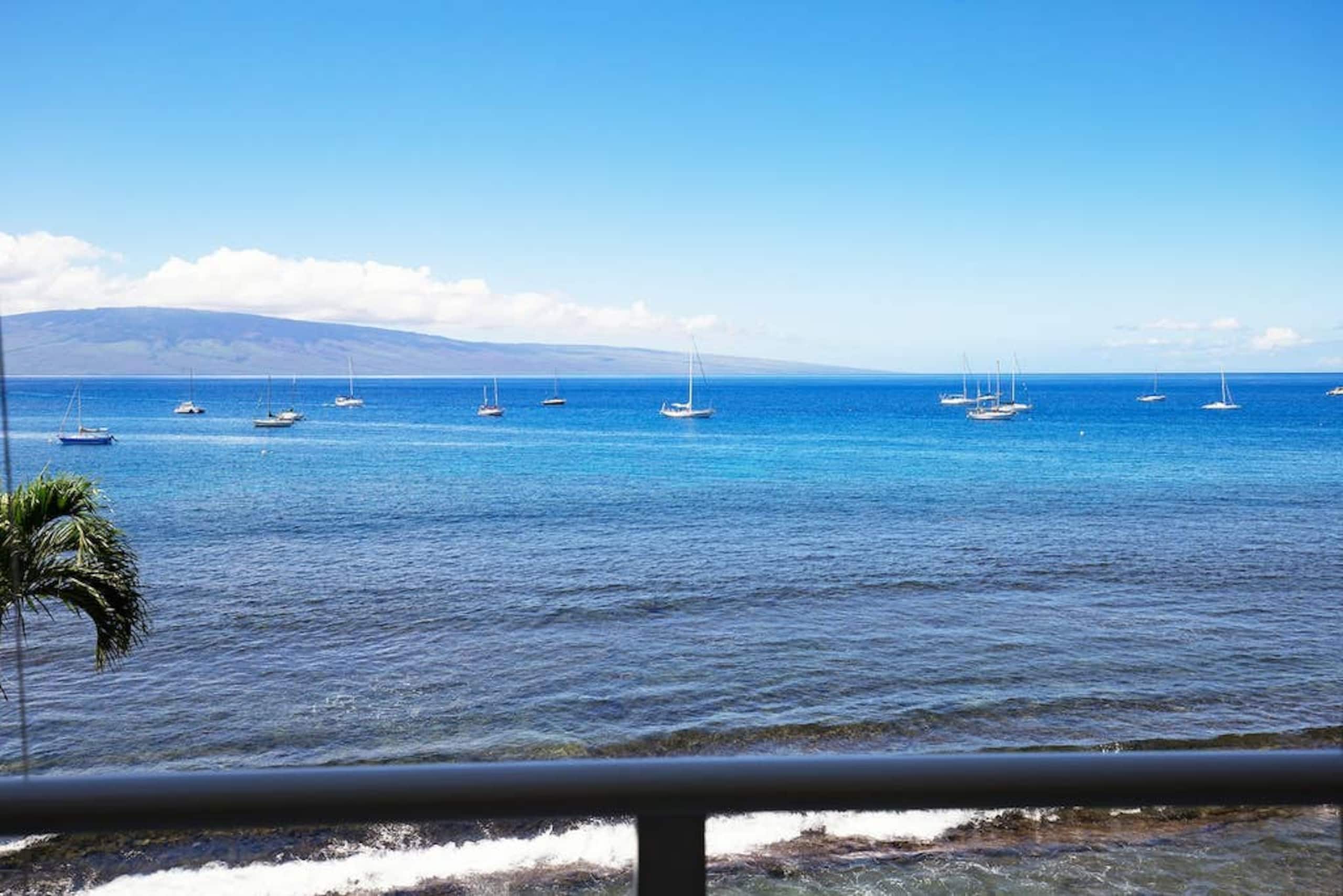 Hotel in Lahaina · ★4.89 · 1 bedroom · 2 beds · 1 private bath - Image 9
