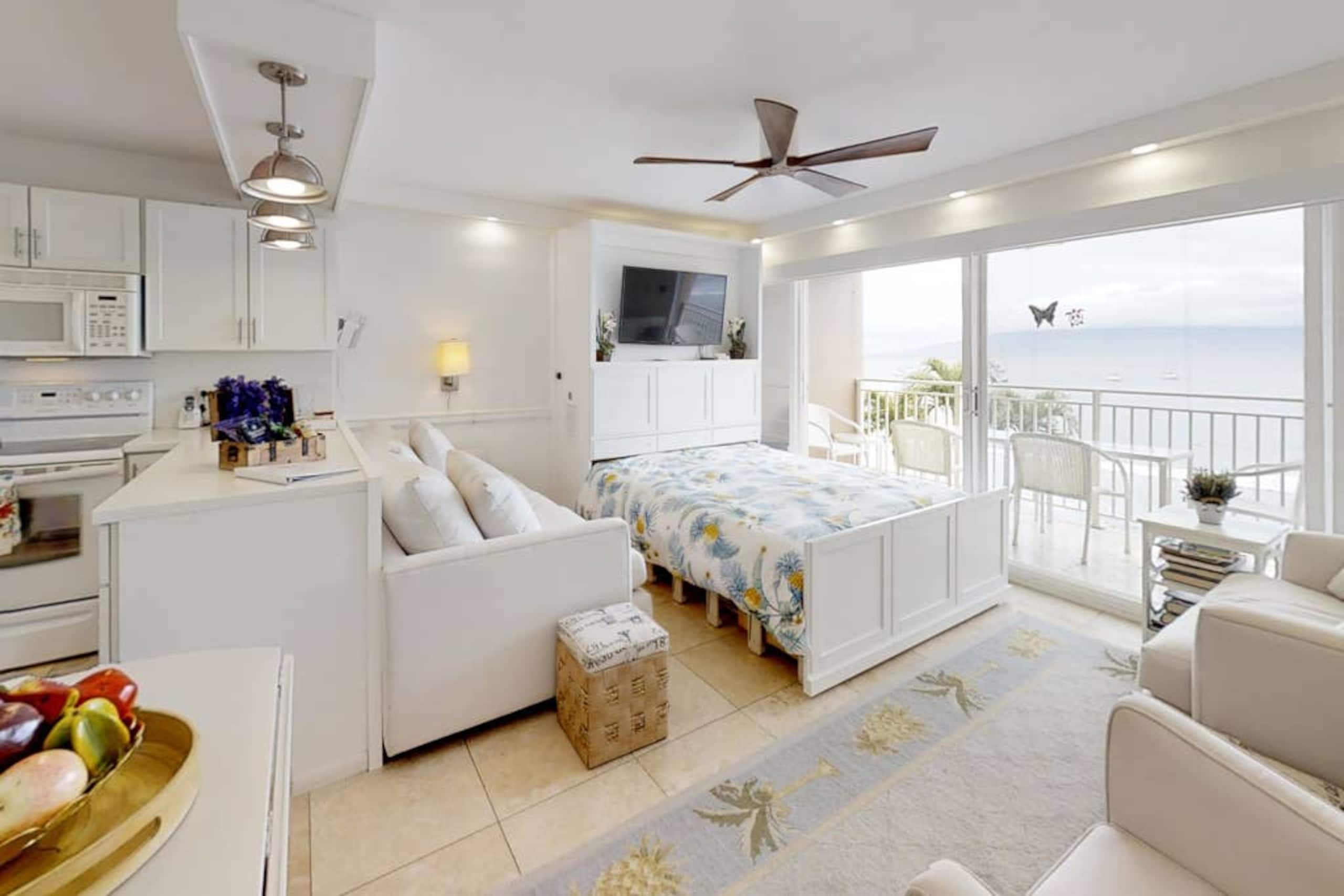 Hotel in Lahaina · ★4.89 · 1 bedroom · 2 beds · 1 private bath - Image 28