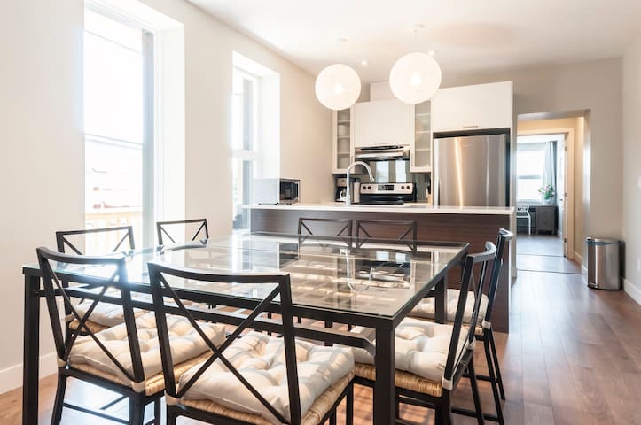 Le Sky Spacious Apartment in the Heart of the