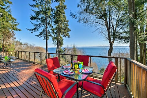 Puget Sound Escape: Private Beach & Oversized Deck