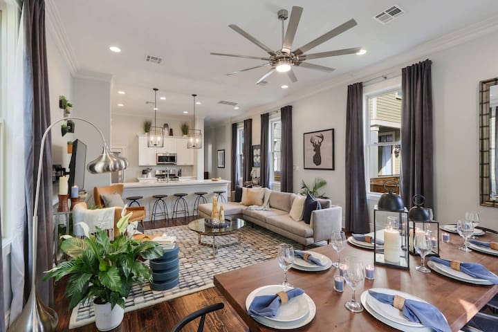 Beautiful Renovated Home | Private Heated Pool