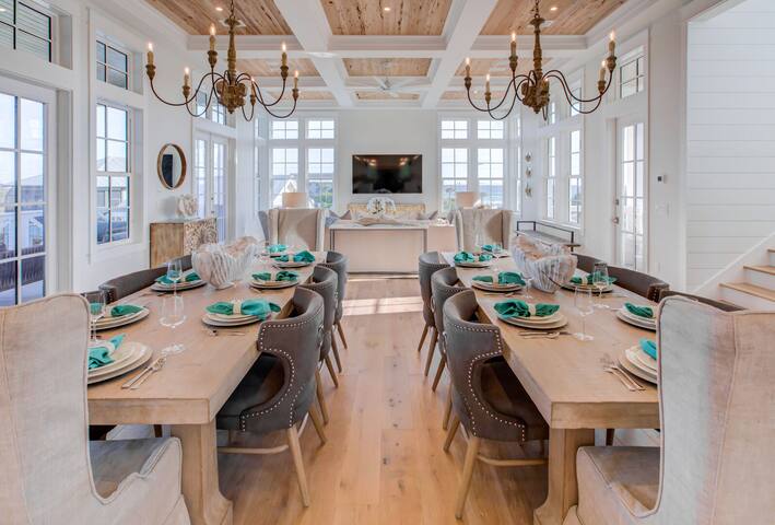 Live the Gulf Coast Vacation Rentals managed Airbnb listing 1