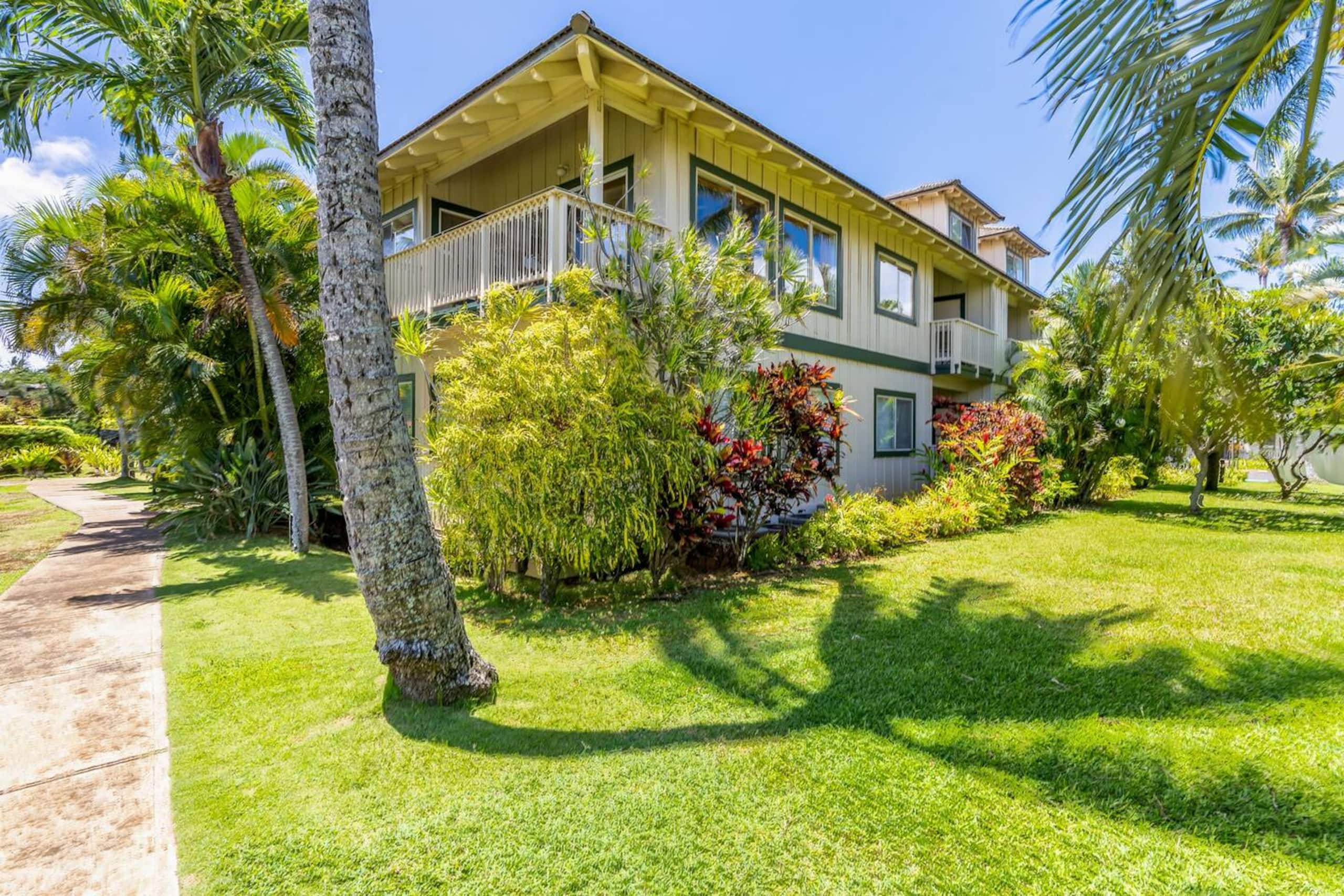 Condo in Koloa · ★4.88 · 4 bedrooms · 6 beds · 3 private baths - Image 52