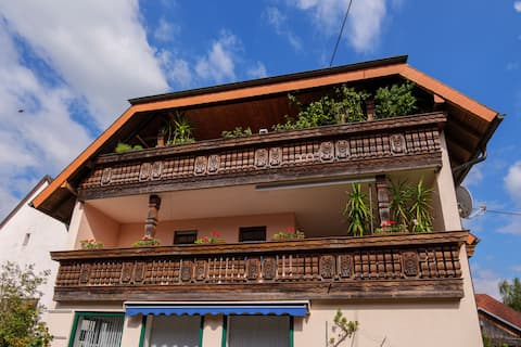 Fewo Zell: Sauna | Dog | BBQ | Massage | 14 People