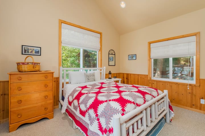 Upper Level Bedroom 1 with queen bed