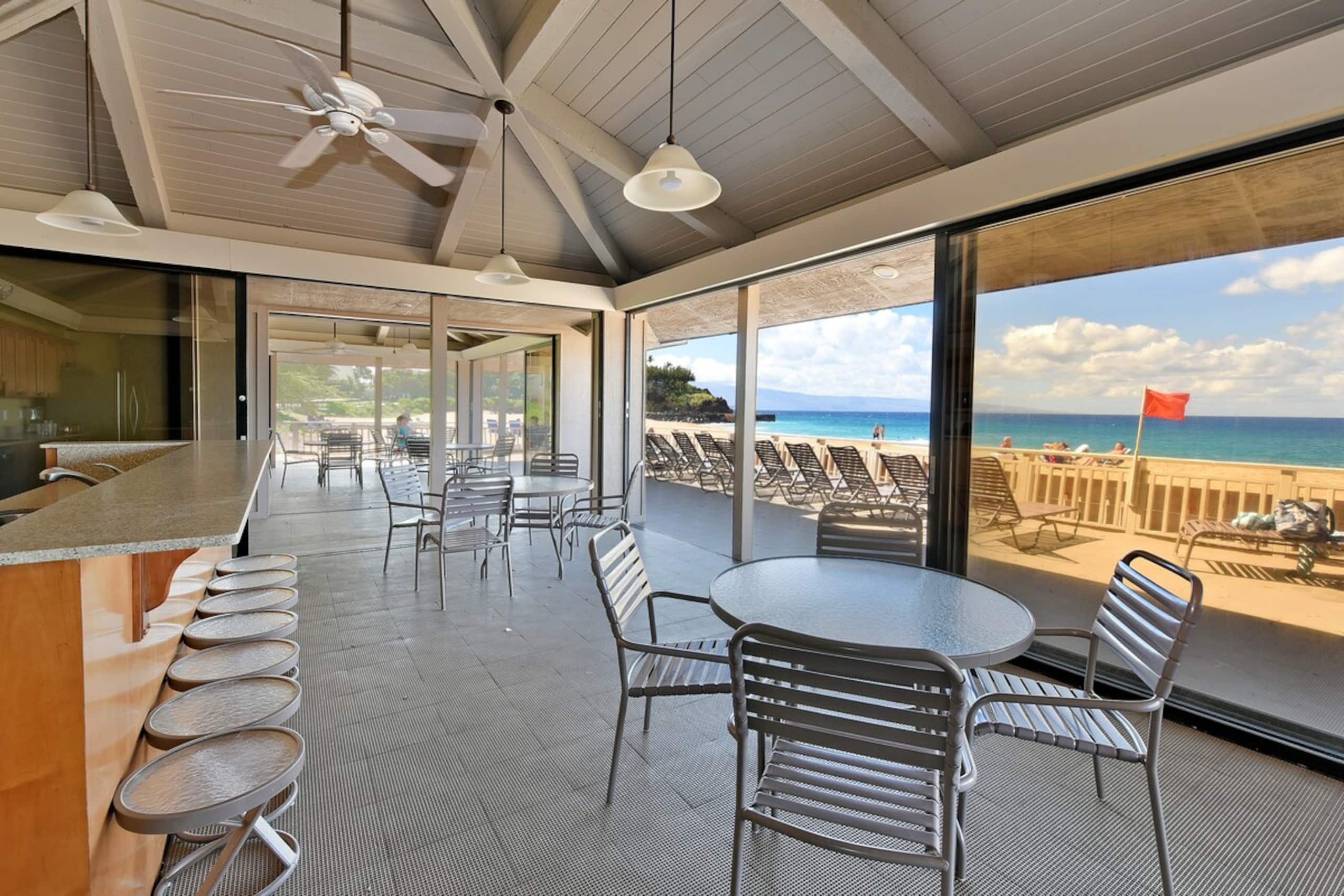 Condo in Lahaina · ★4.54 · 1 bedroom · 3 beds · 2 baths - Image 45
