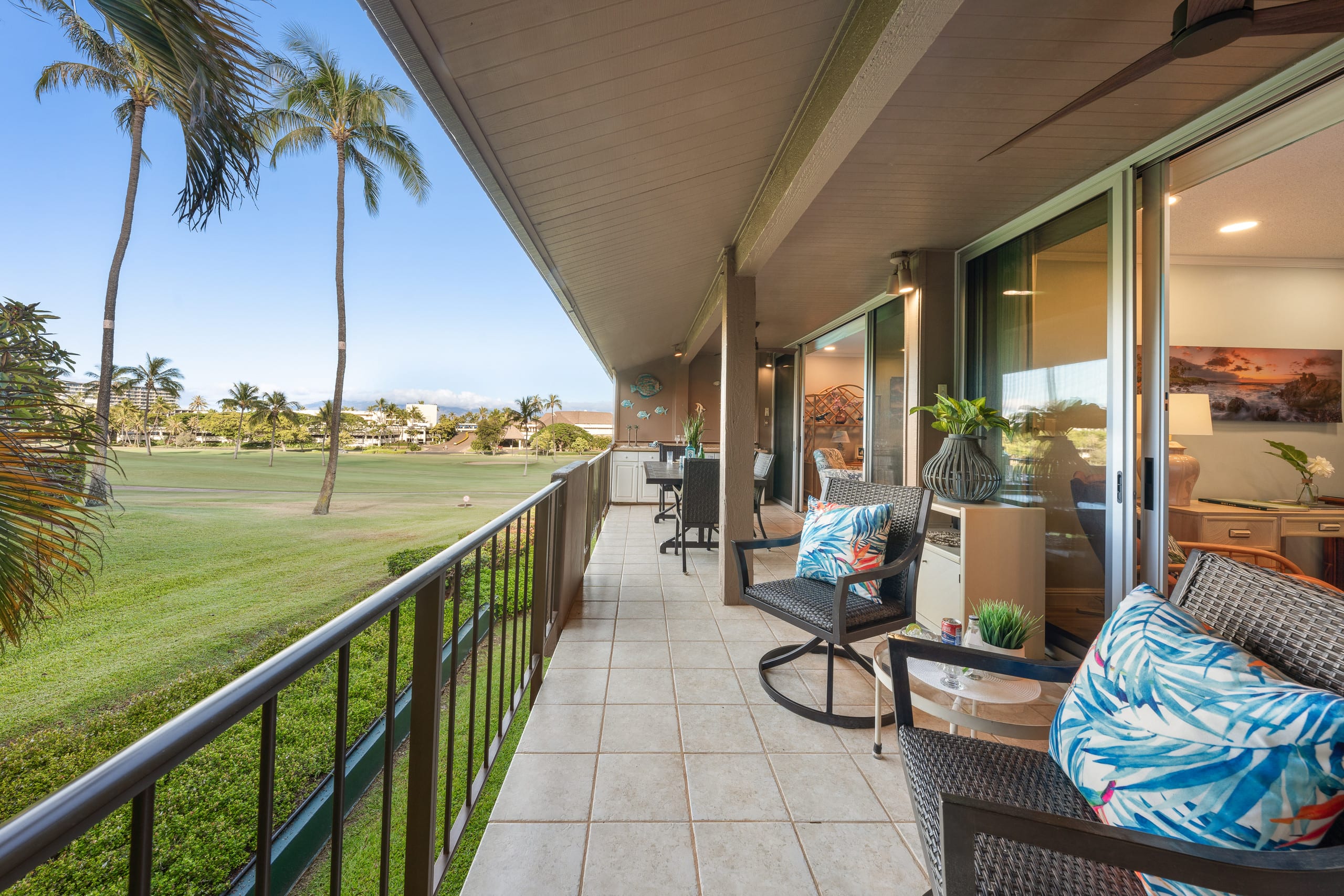 Condo in Lahaina · ★4.54 · 1 bedroom · 3 beds · 2 baths - Image 33