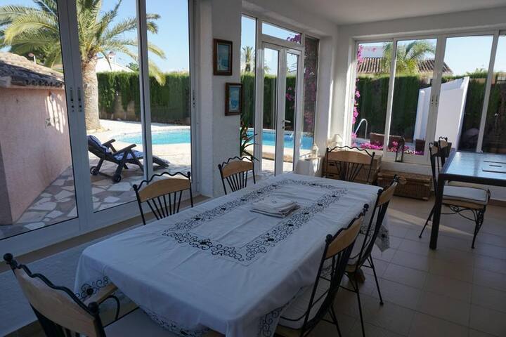 Happy In The Sun managed Airbnb listing 3