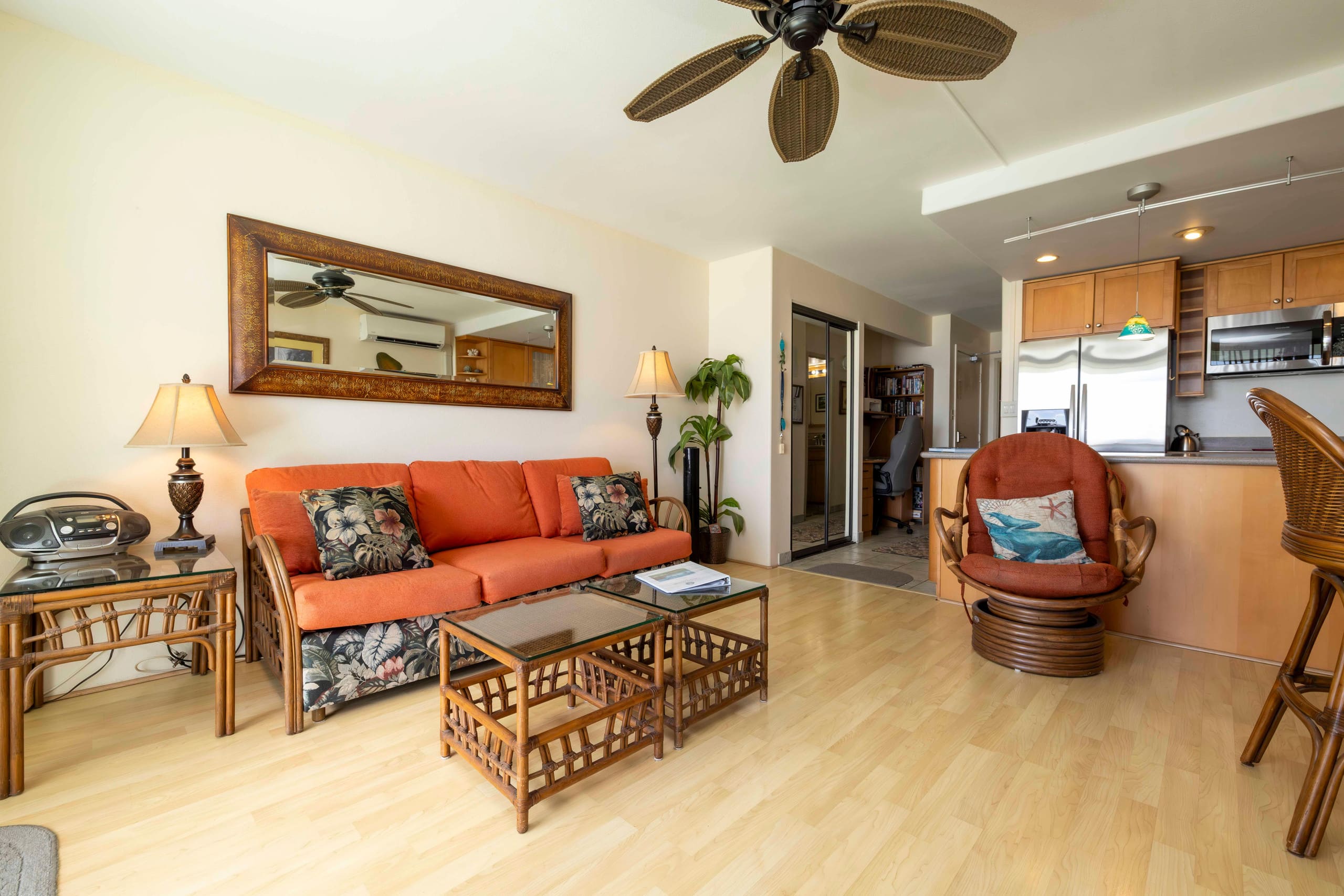 Oceanfront Ma'alaea Kai 214 -Great 2nd Floor Unit - Image 2
