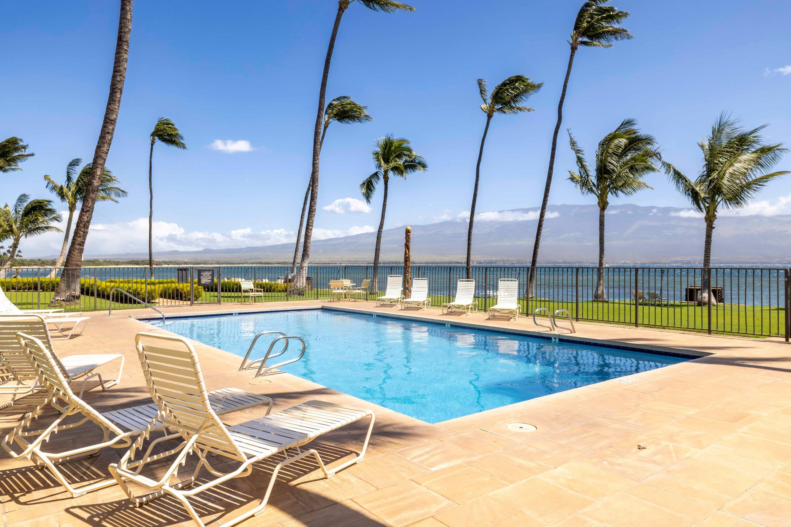 Oceanfront Ma'alaea Kai 214 -Great 2nd Floor Unit - Image 5