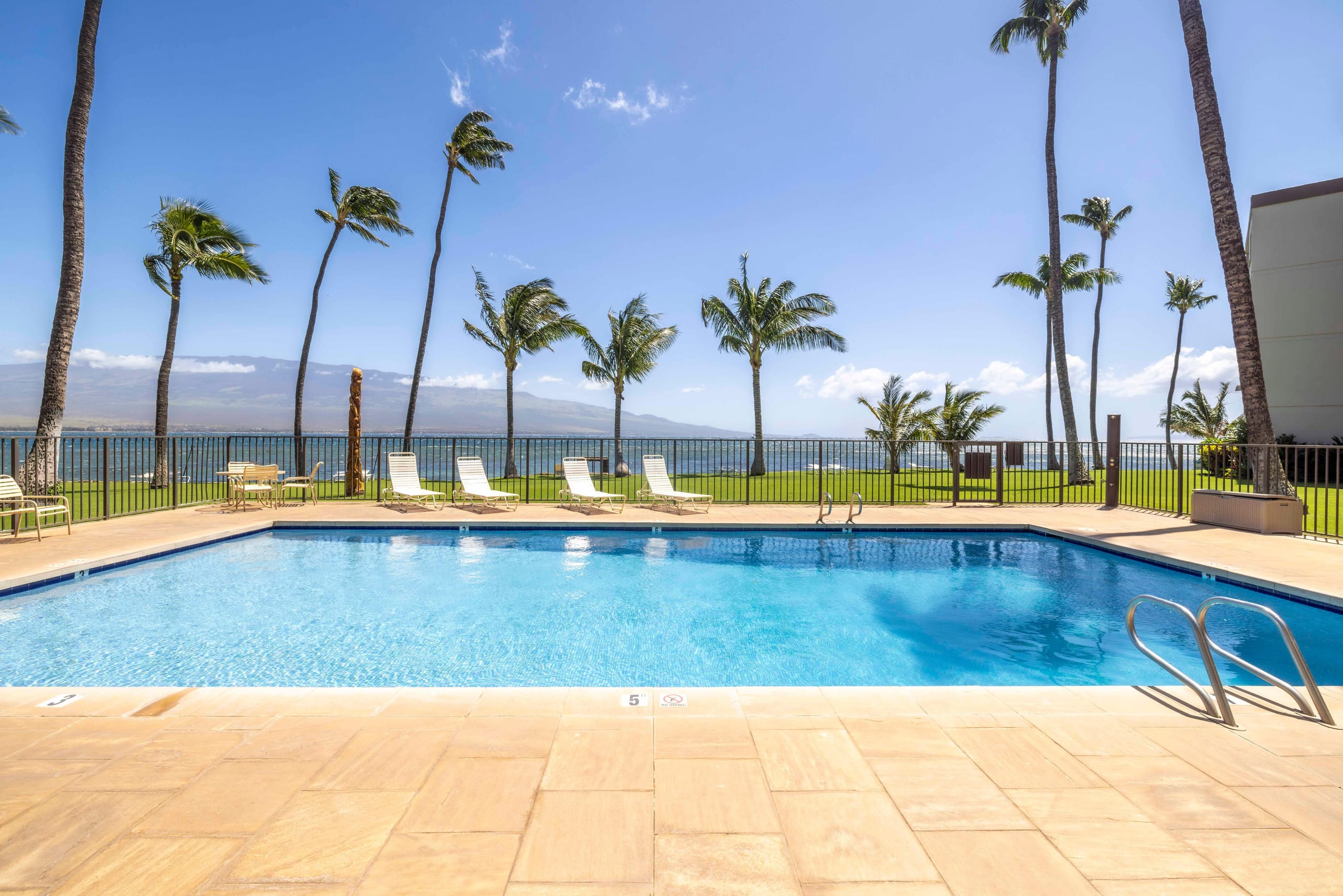Oceanfront Ma'alaea Kai 213 - 2nd Floor Condo - Image 5