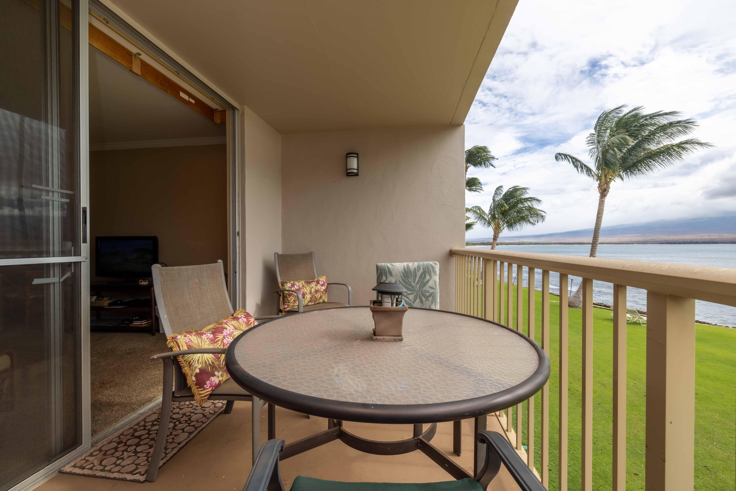 Oceanfront Ma'alaea Kai 213 - 2nd Floor Condo - Image 8