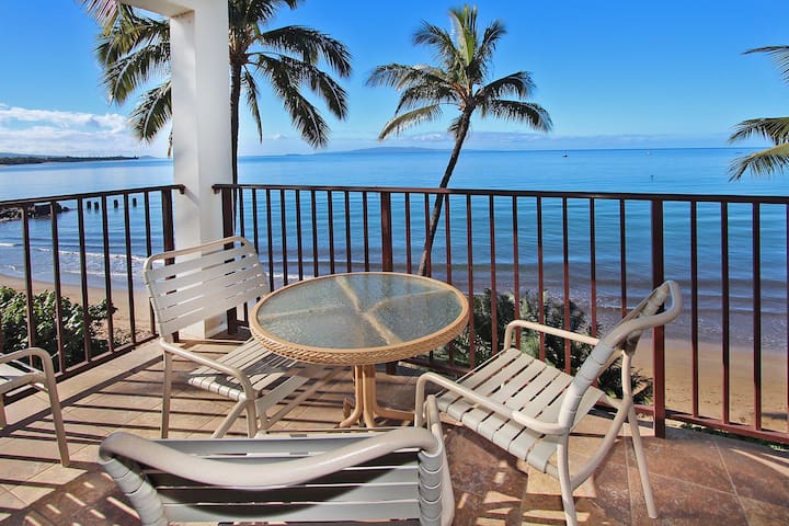 Oceanfront Kihei Beach 410-Gorgeous View