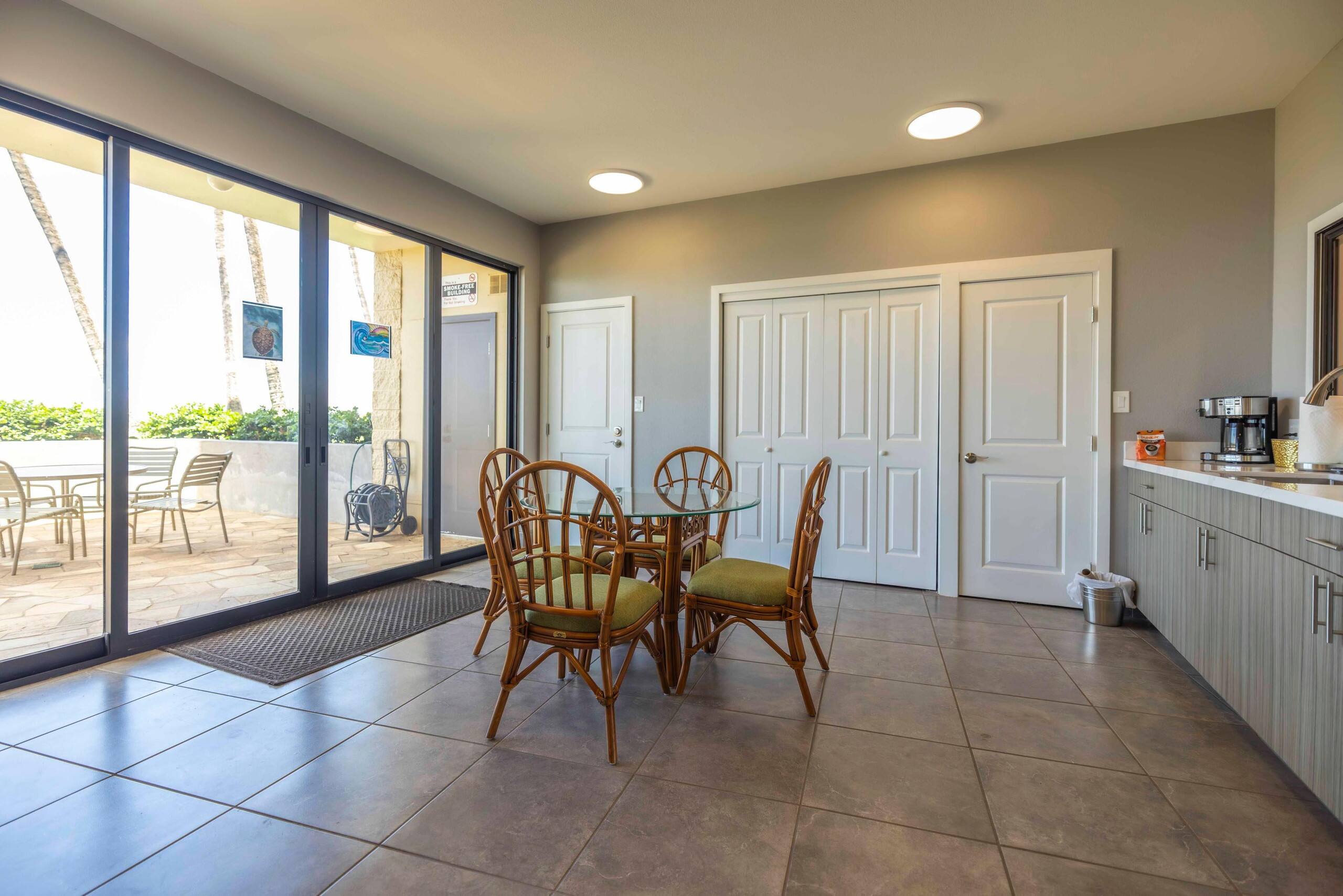 Oceanfront Kihei Beach 201 - 2-Bdrm Charming Condo - Image 37