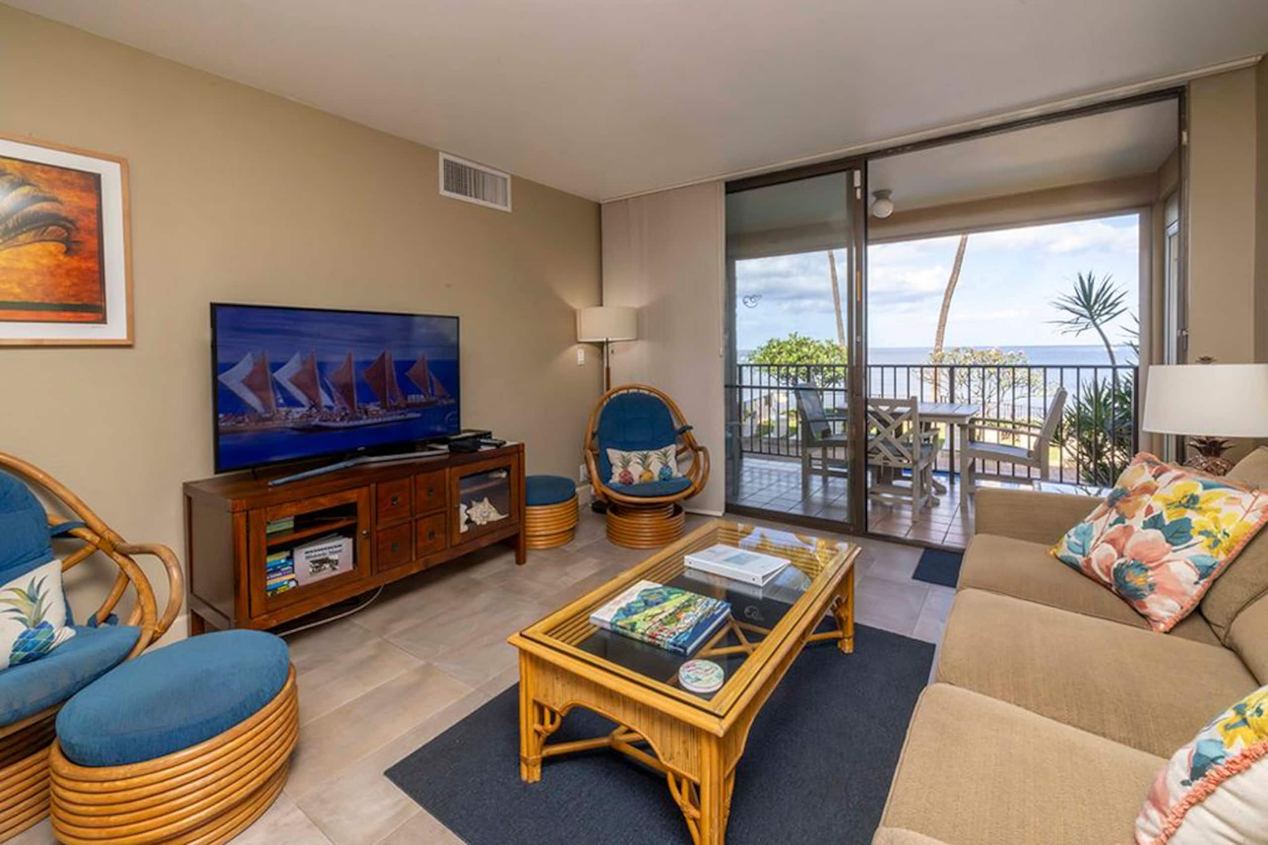Oceanfront Kihei Beach 201 - 2-Bdrm Charming Condo - Image 2