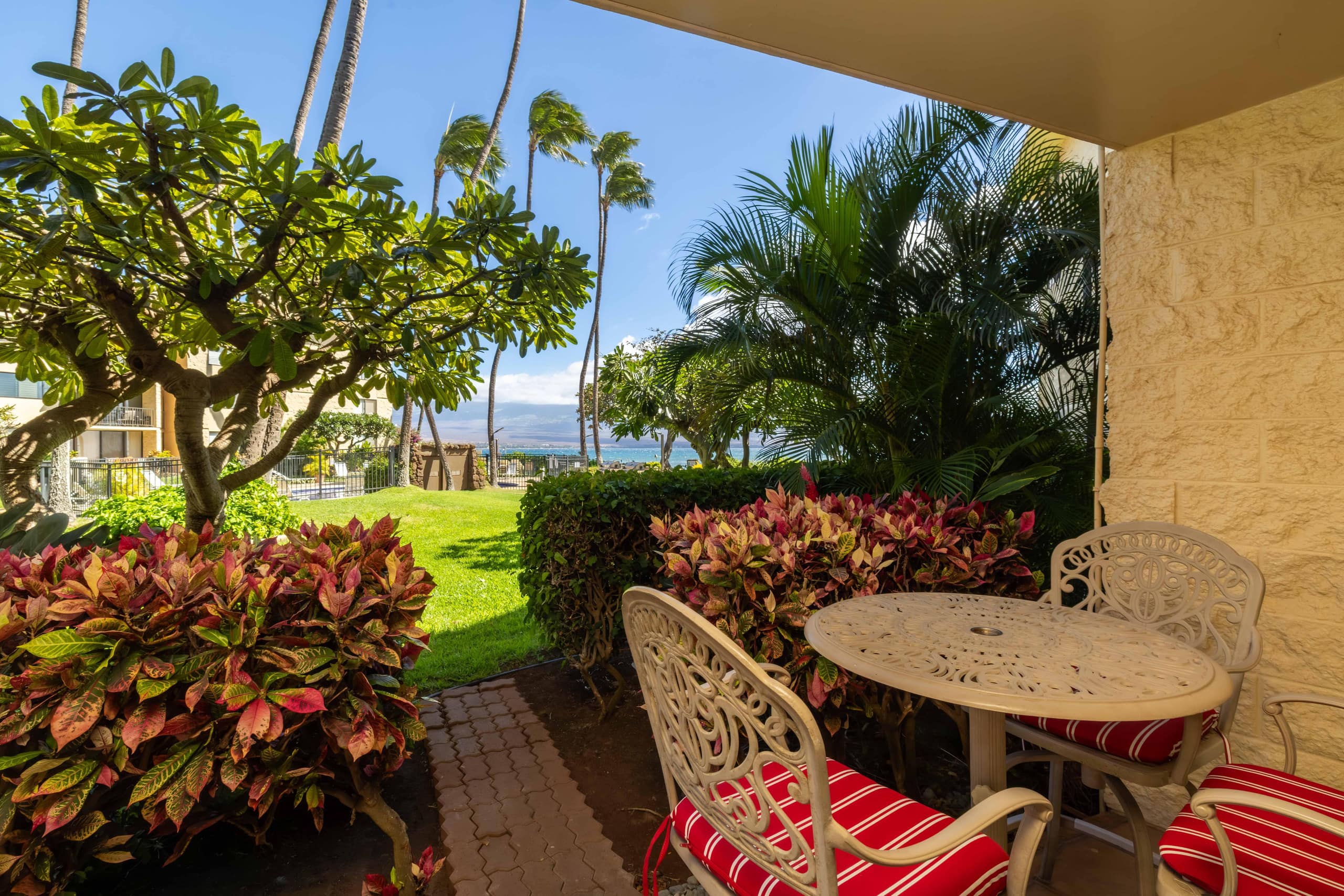 Oceanview Kanai A Nalu 106 - Lovely Ground Floor - Image 1