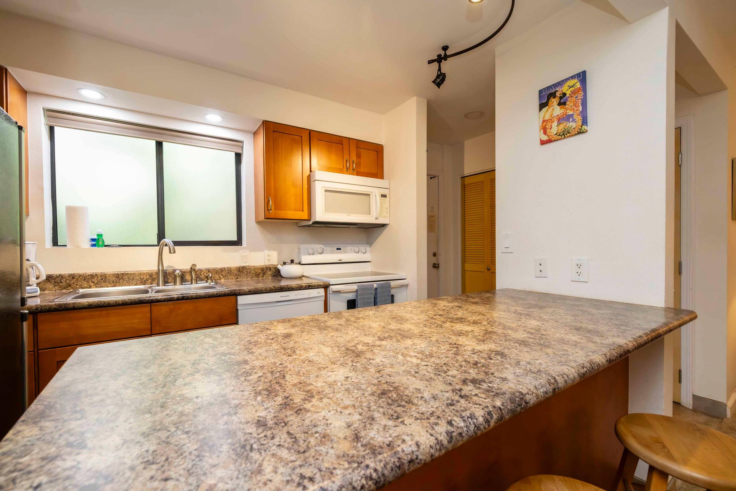 Gardenview Hono Kai B16 Quiet 1Bdrm Beachfront - Image 20