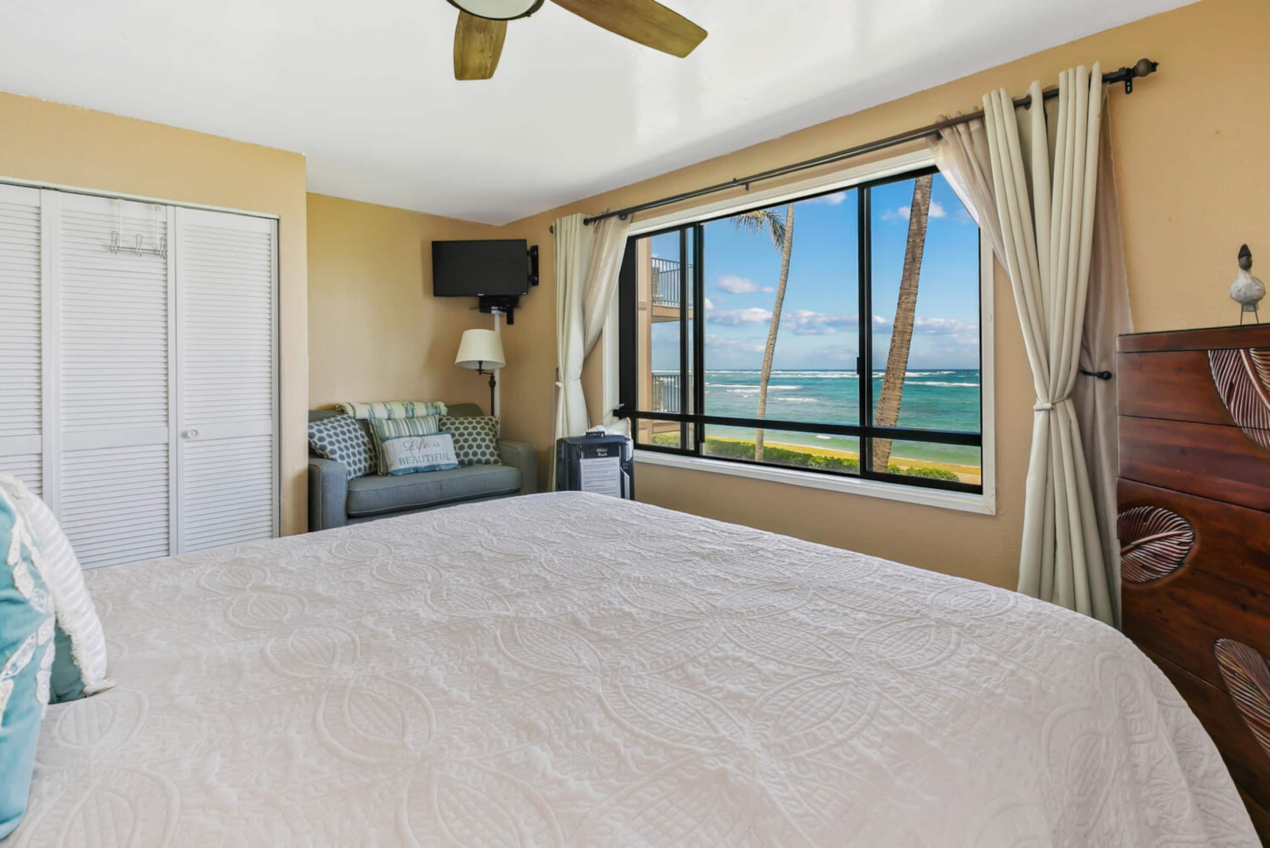 Condo in Kapaa · ★4.84 · 2 bedrooms · 4 beds · 2 private baths - Image 6
