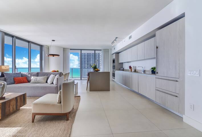Modern 3 BDR Ocean Front at 4111 S. Ocean gallery image 5