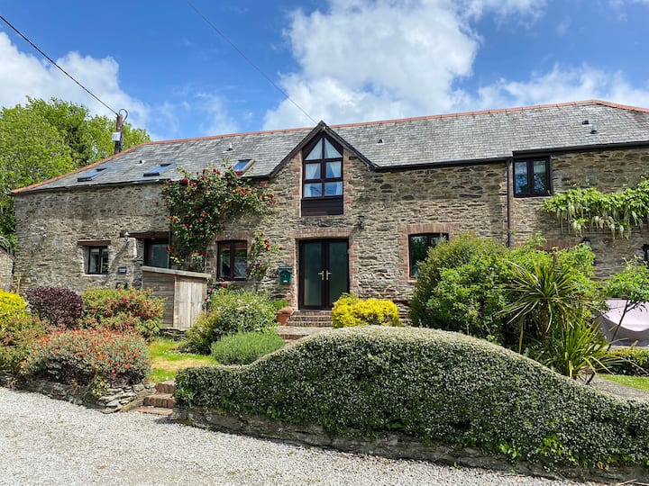 Haybarn - Fowey