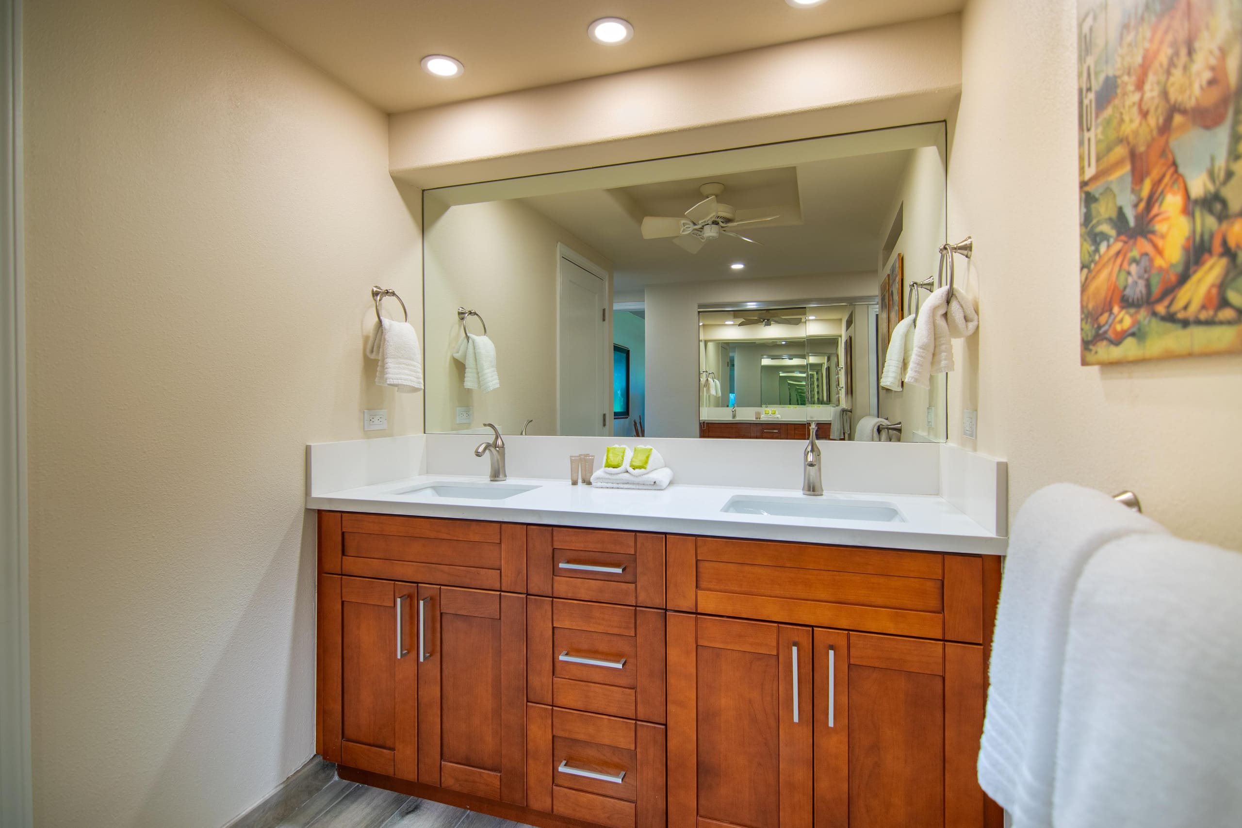 Condo in Kaanapali · ★4.91 · 2 bedrooms · 2 beds · 2 baths - Image 12