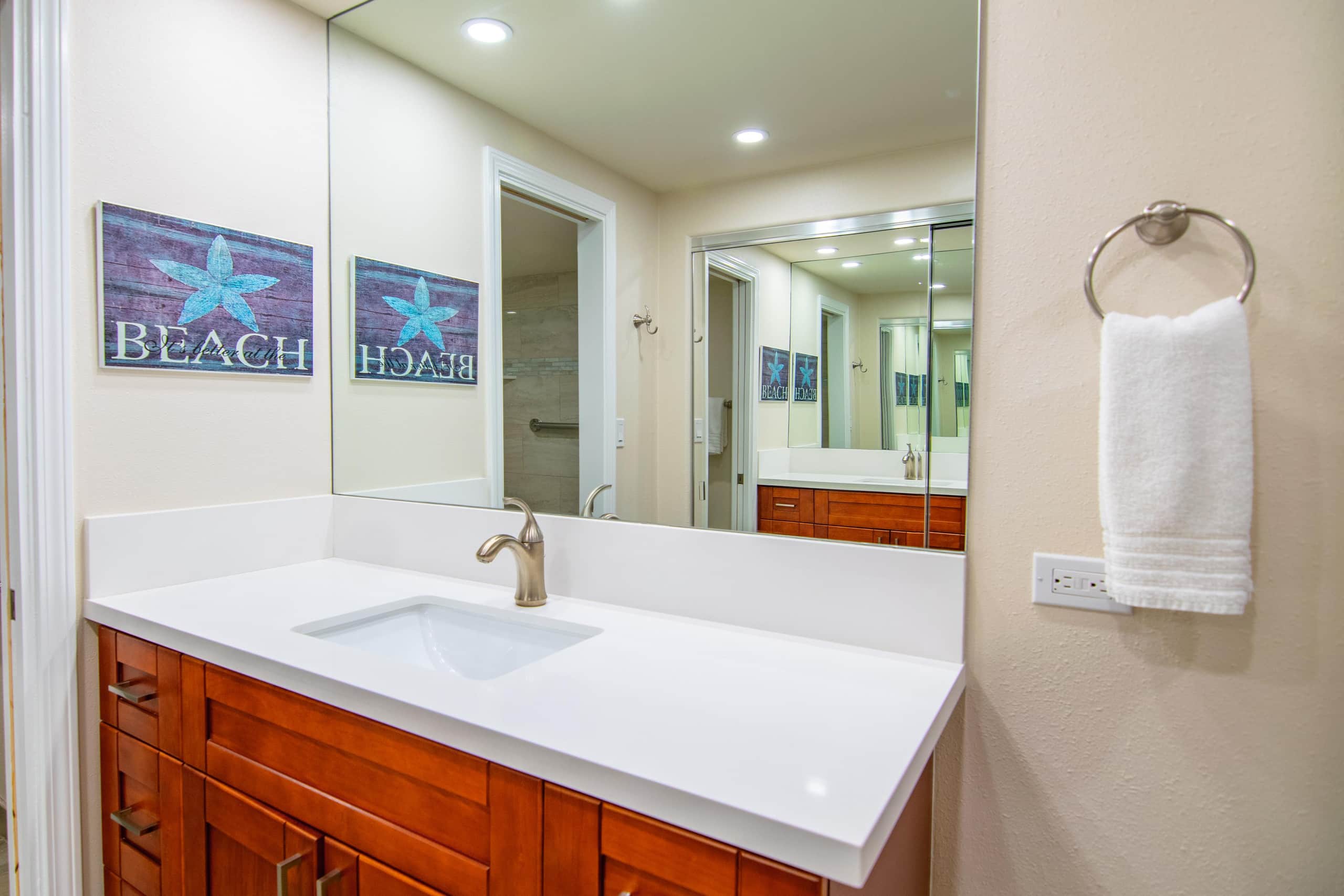 Condo in Kaanapali · ★4.91 · 2 bedrooms · 2 beds · 2 baths - Image 15