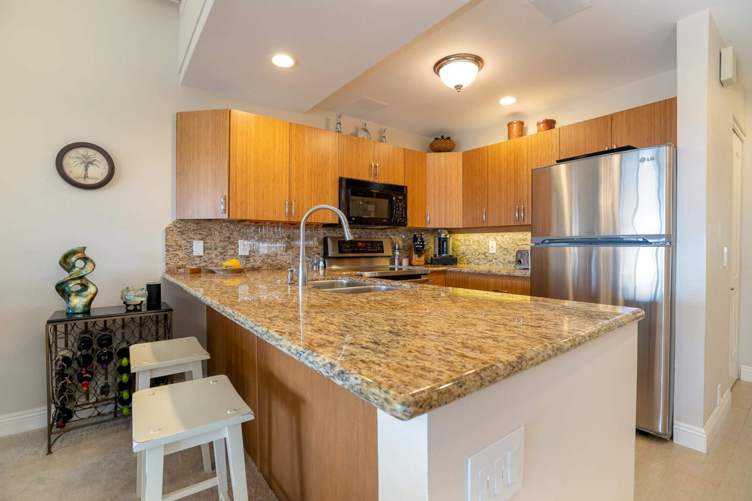 Condo in Kihei · ★4.85 · 2 bedrooms · 3 beds · 2 private baths - Image 10