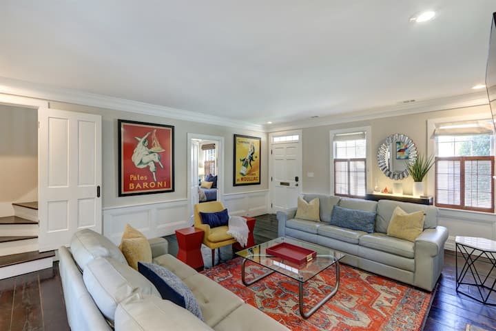1828 Home | Sleeps 6, Garden, Pool, Parking, Pets - Savannah, GA
