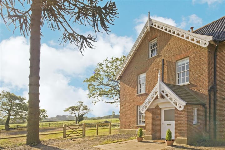 6 Bed In Nr Southwold (Oc-hohall) - Suffolk