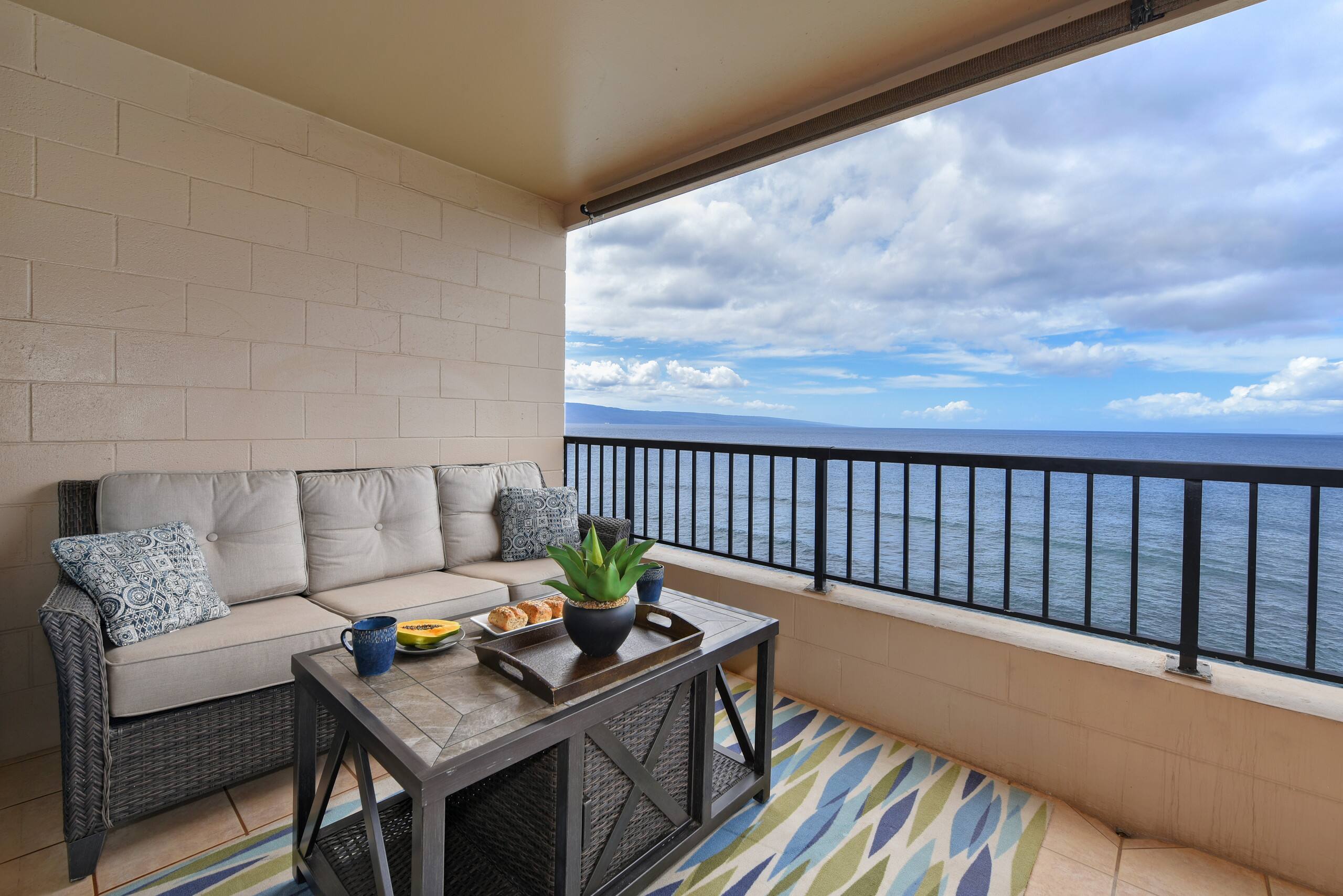 Condo in Lahaina · ★4.66 · 1 bedroom · 2 beds · 1 bath - Image 31