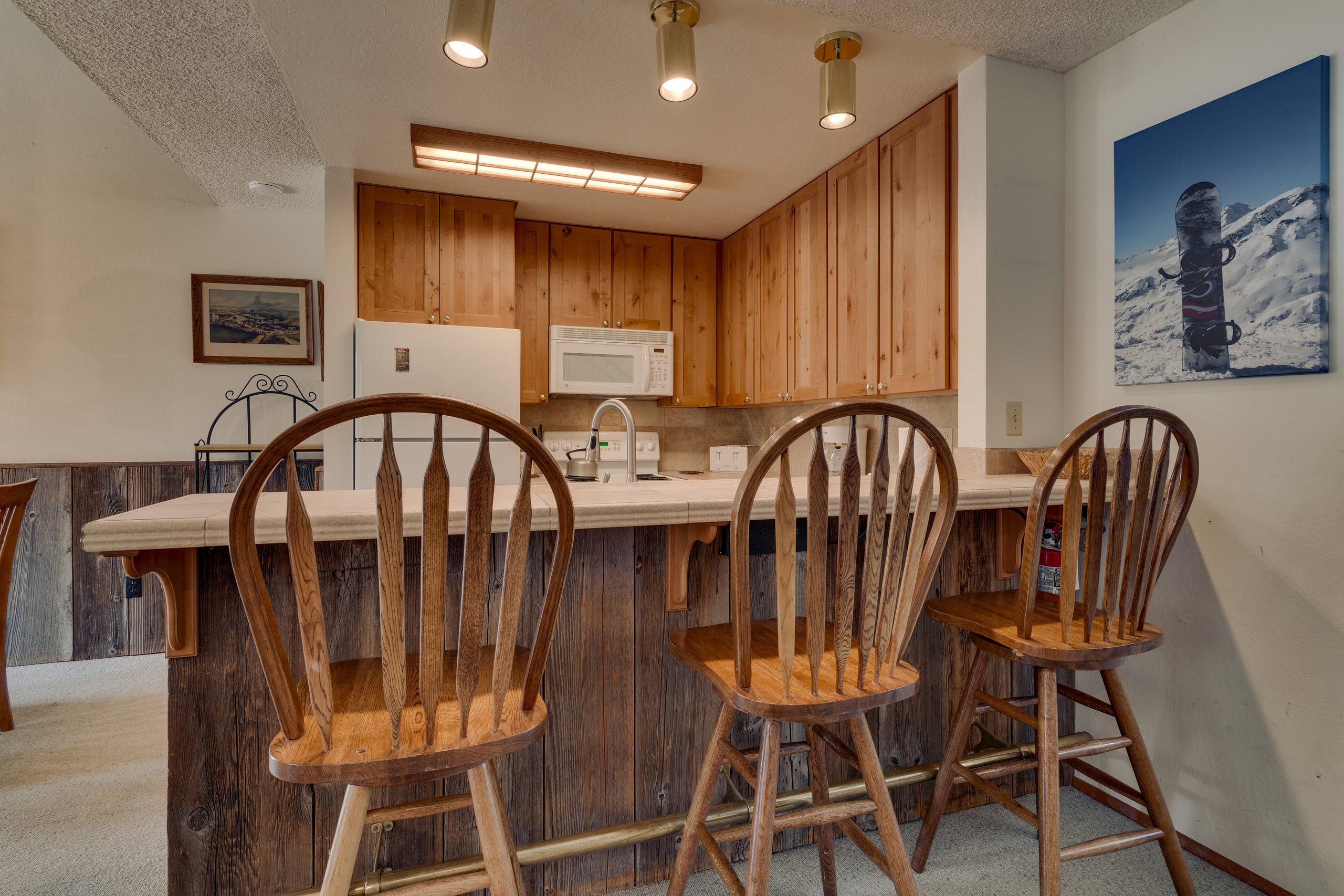 Carnelian Woods Townhome with Stone Fireplace - Photo 6