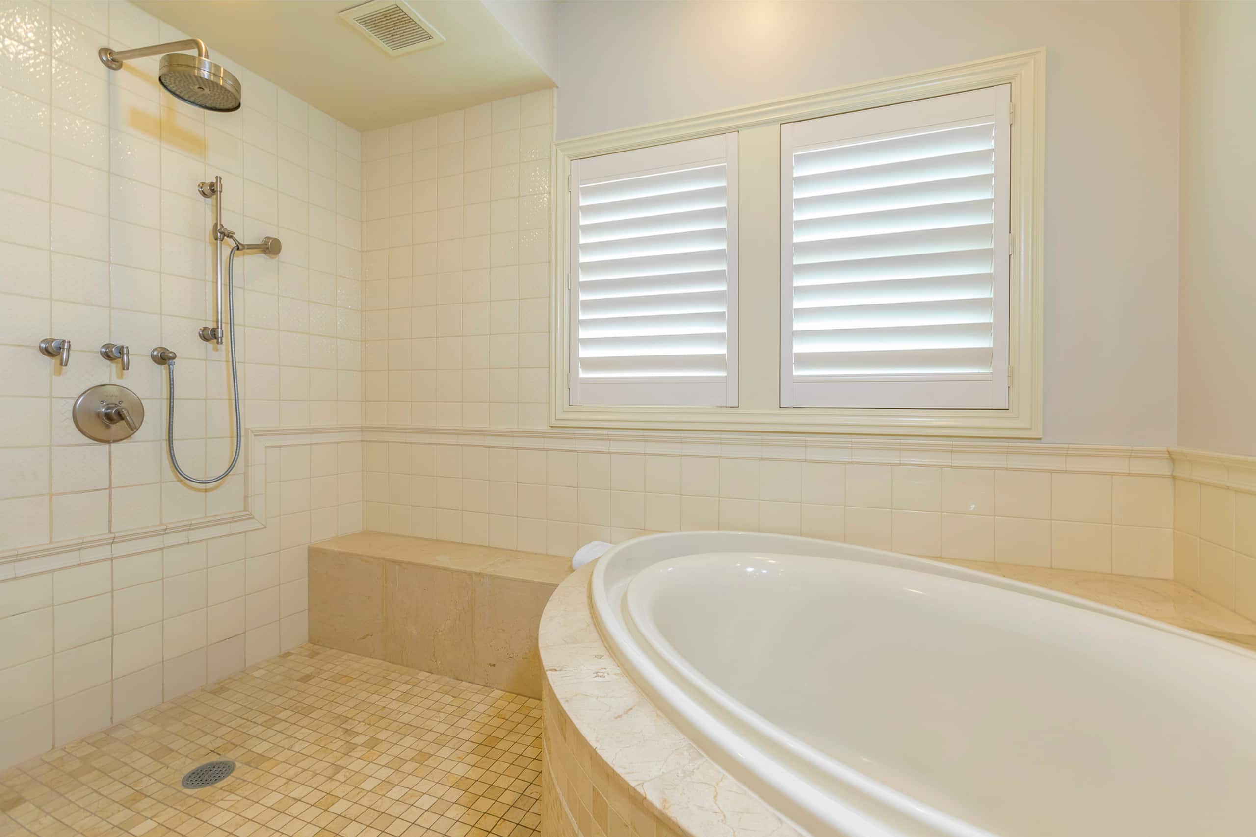 Villa in Kihei · ★4.93 · 3 bedrooms · 4 beds · 3.5 baths - Image 35