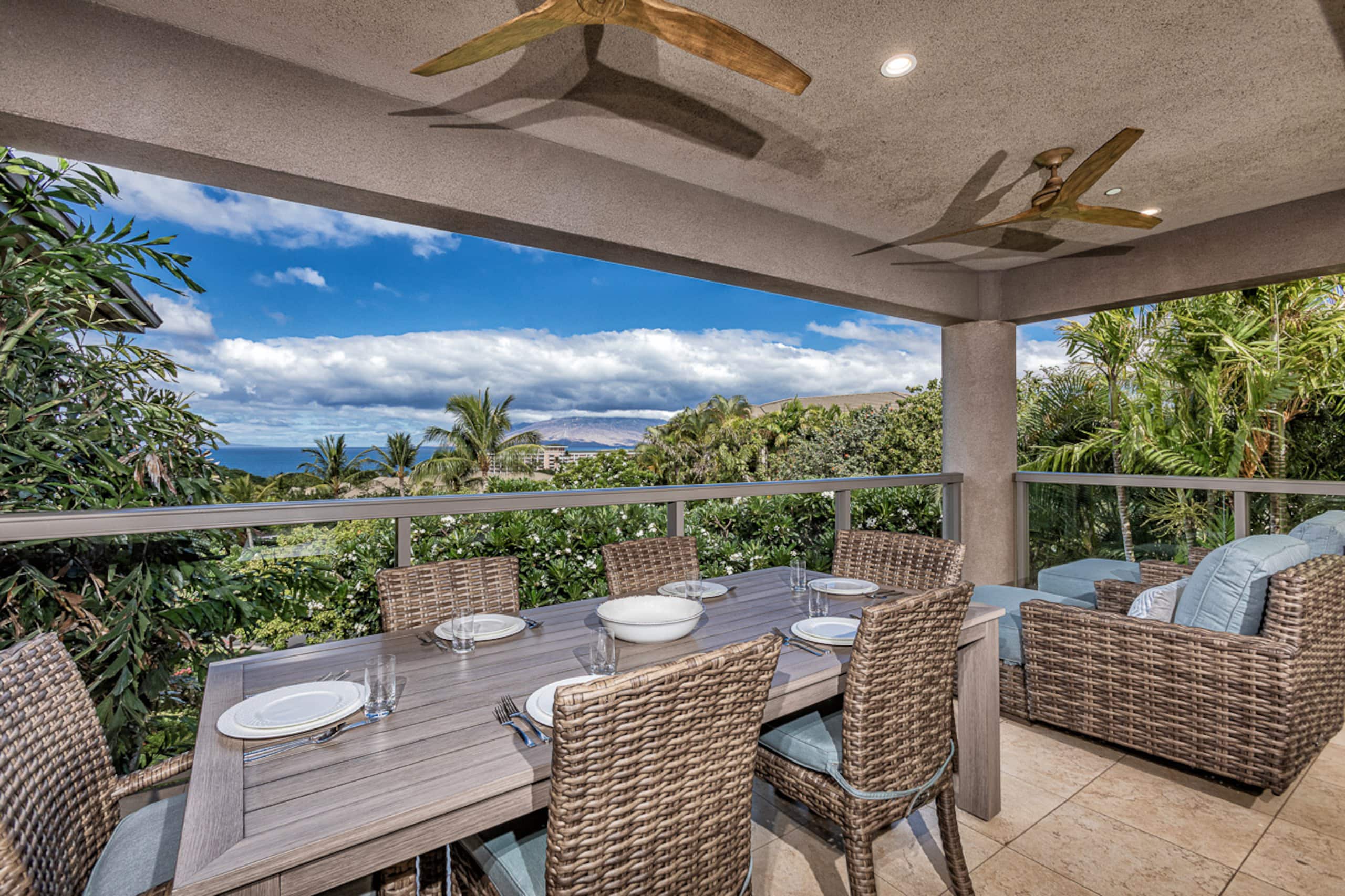 Townhouse in Kihei · ★4.91 · 3 bedrooms · 4 beds · 3.5 baths - Image 3