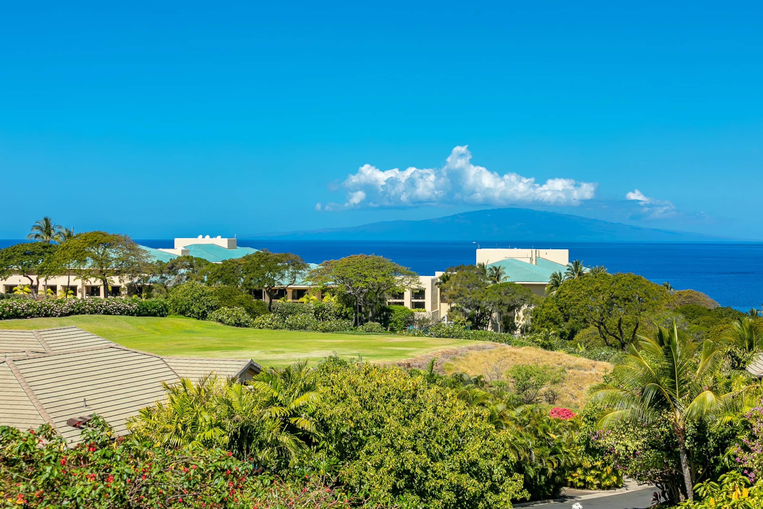 Townhouse in Kihei · ★4.91 · 3 bedrooms · 4 beds · 3.5 baths - Image 5