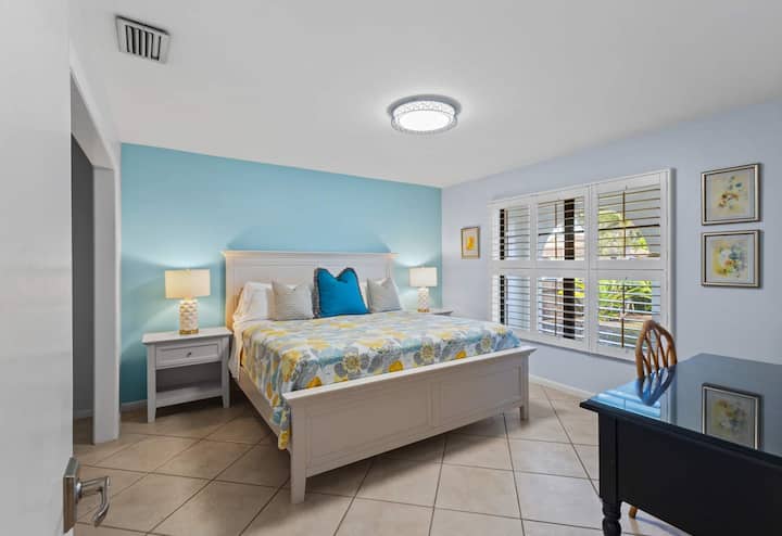 Second Bedroom with Queen Bed