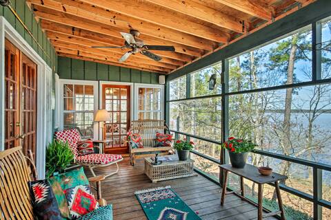 Charming Waterfront Ridgeway Cabin w/ Dock!