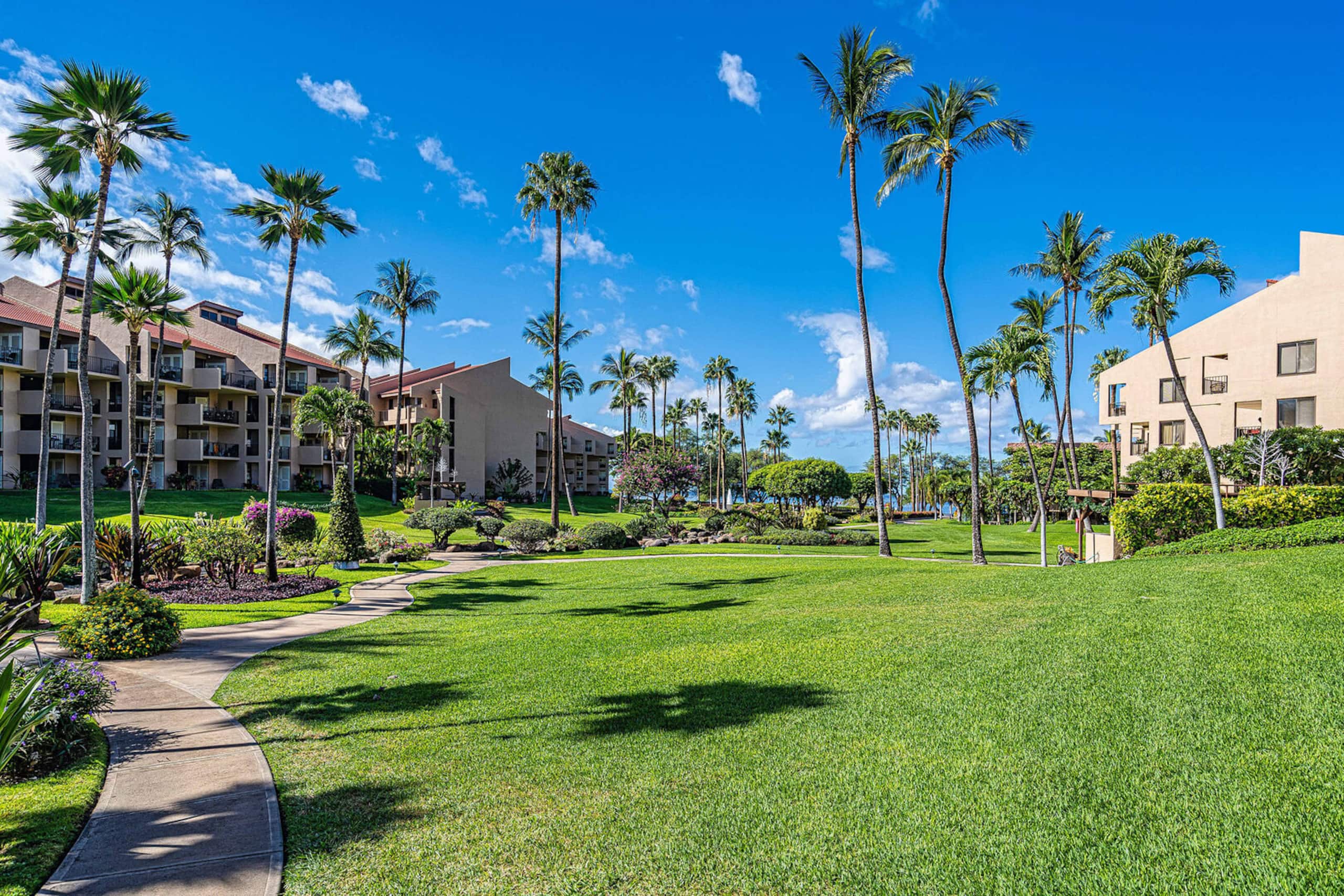 Condo in Kihei · ★5.0 · 1 bedroom · 2 beds · 2 private baths - Image 28