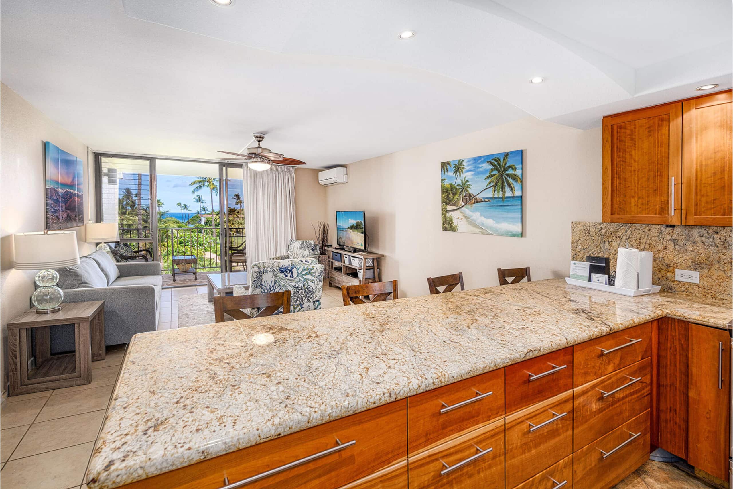 Condo in Kihei · ★5.0 · 1 bedroom · 2 beds · 2 private baths - Image 11