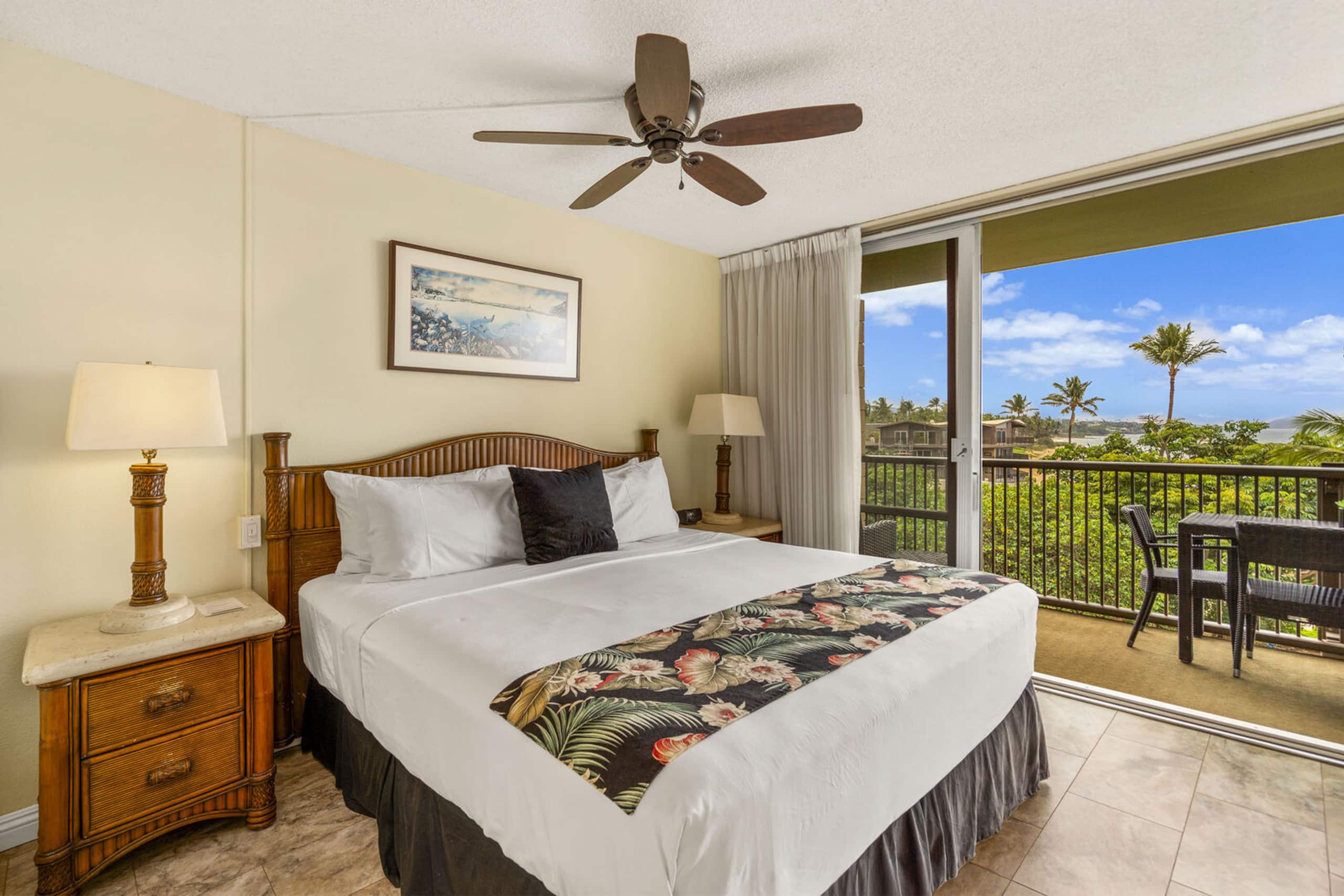 Condo in Kihei · ★4.92 · 2 bedrooms · 2 beds · 2 baths - Image 3
