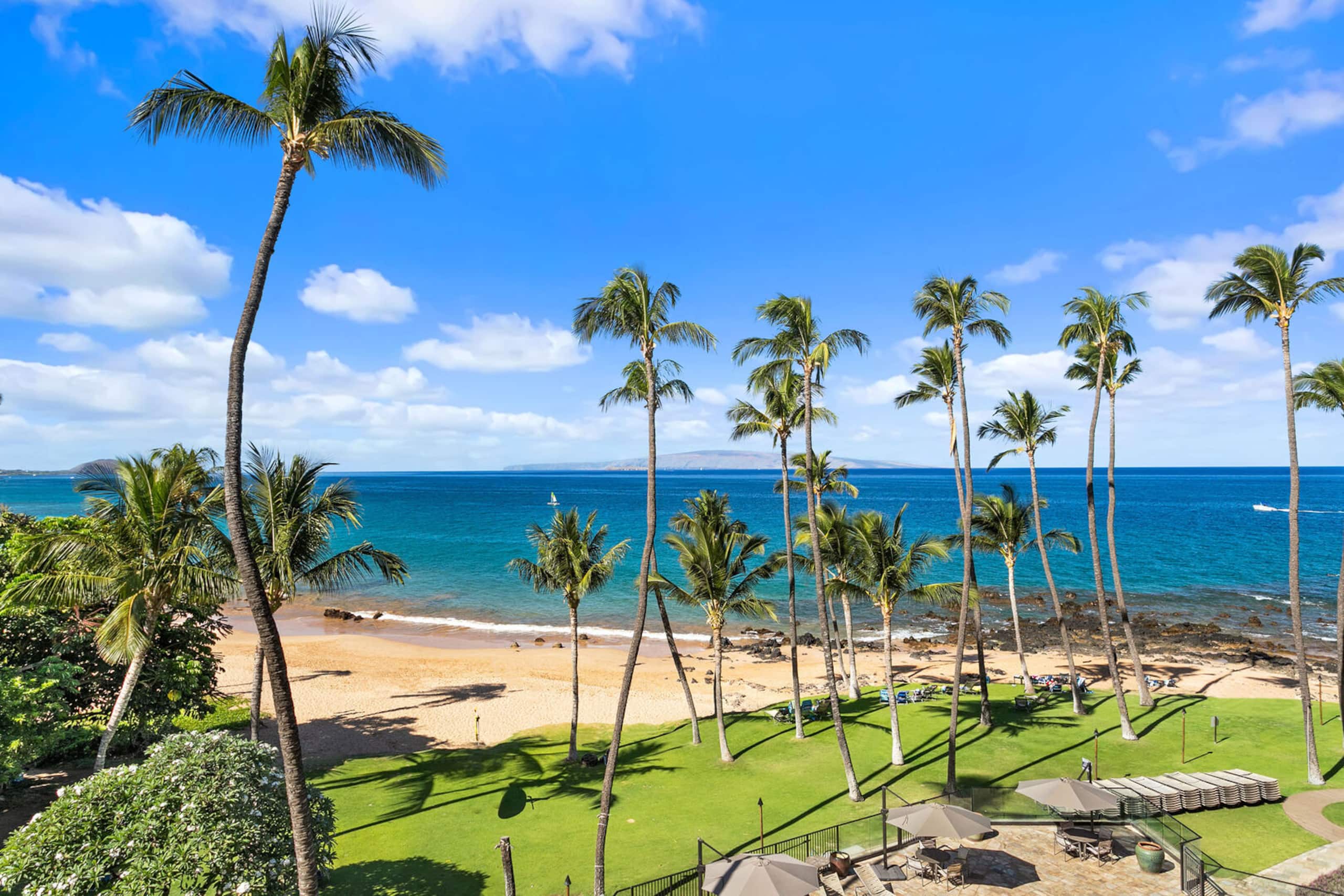 Condo in Kihei · ★4.92 · 2 bedrooms · 2 beds · 2 baths - Image 9