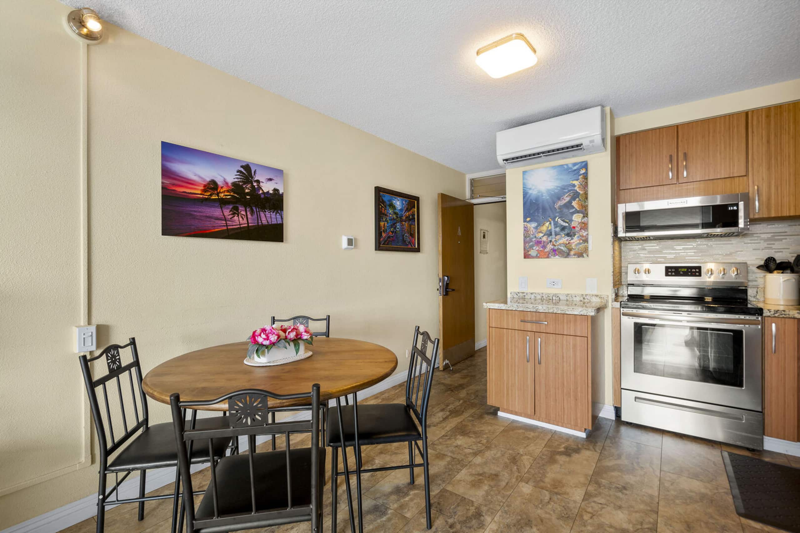 Condo in Kihei · ★4.92 · 2 bedrooms · 2 beds · 2 baths - Image 19