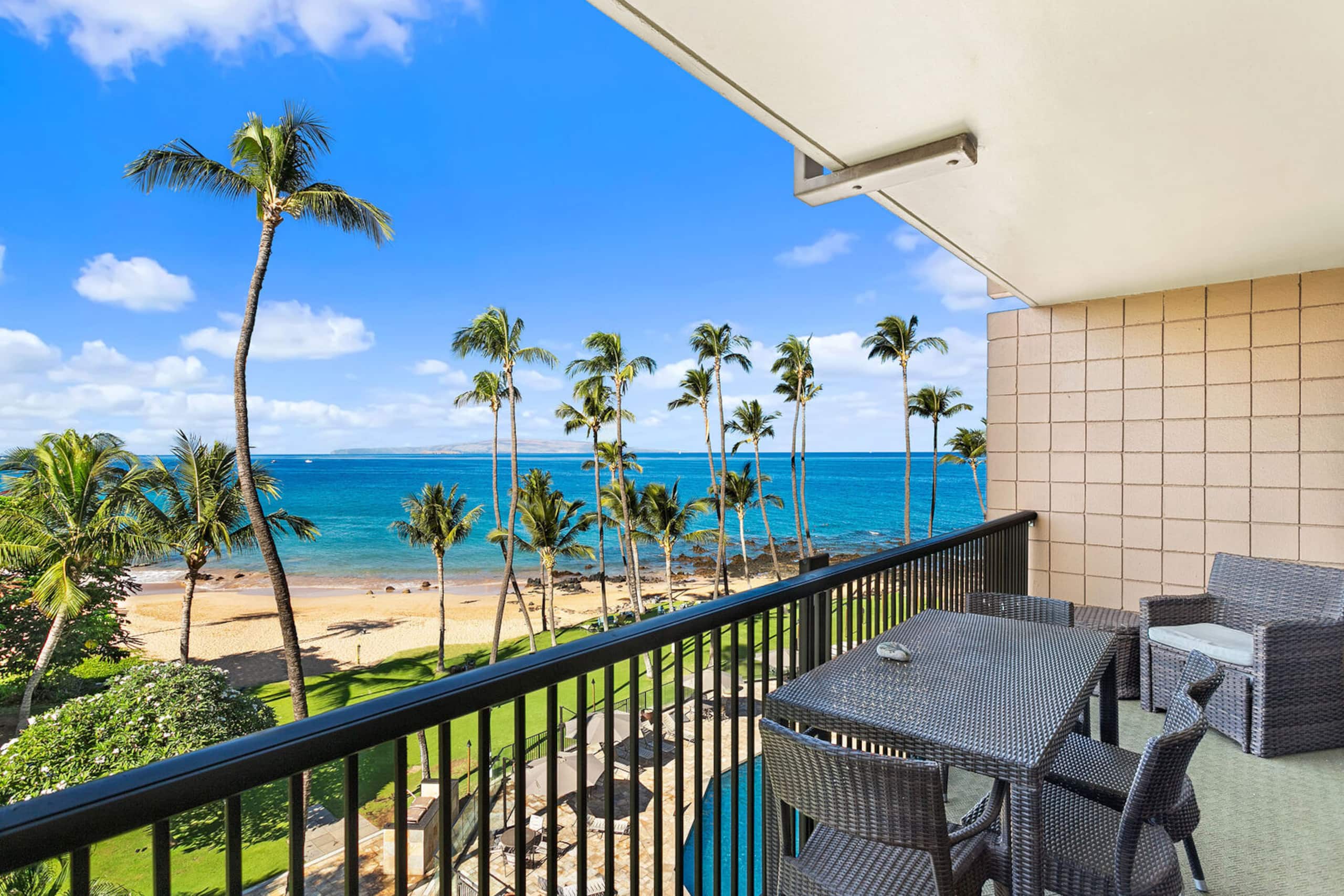 Condo in Kihei · ★4.92 · 2 bedrooms · 2 beds · 2 baths - Image 7