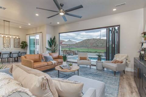 Golf Course Views, Private Pool, Hot Tub, Fire Pit