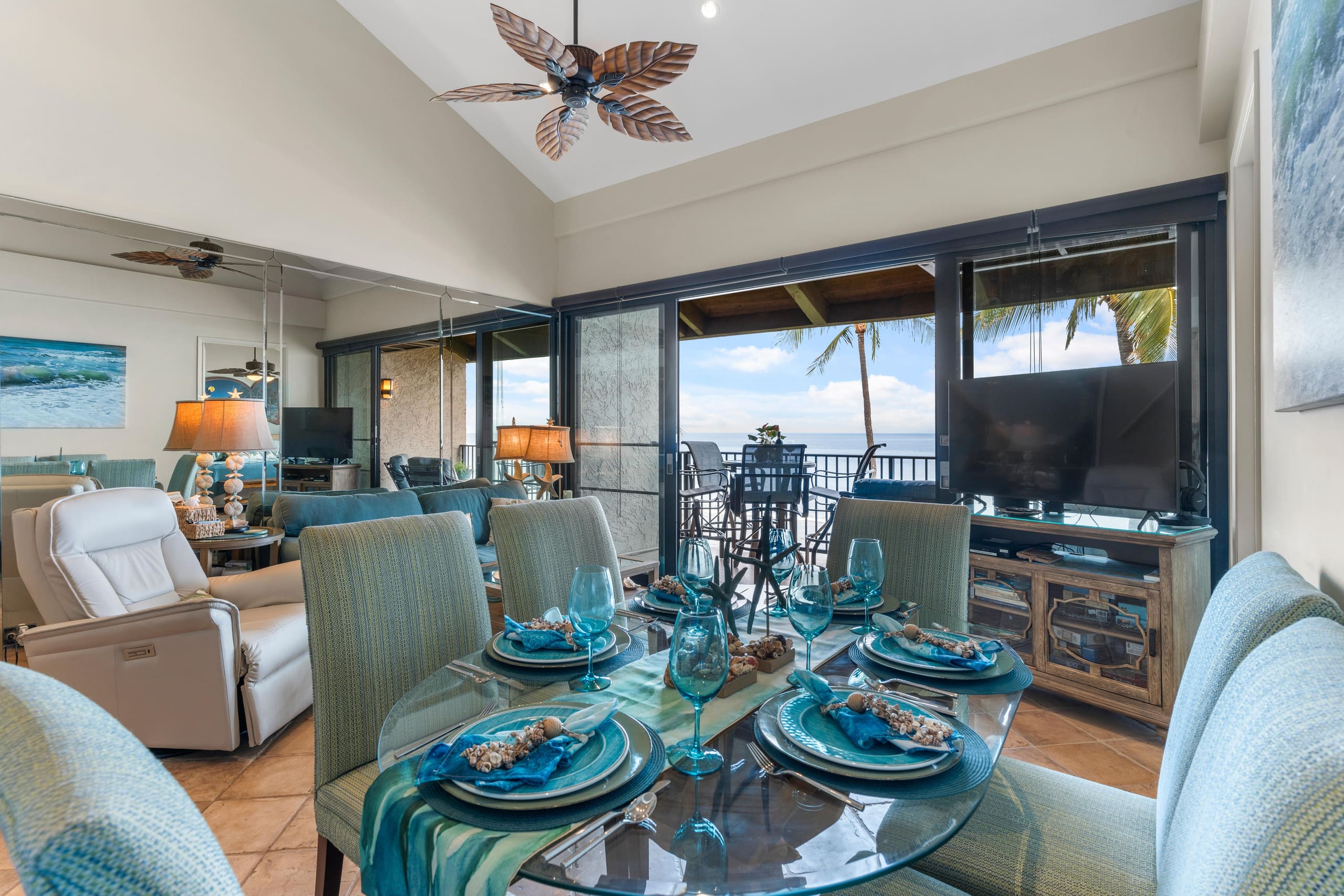 Condo in Lahaina · ★4.7 · 3 bedrooms · 4 beds · 2 baths - Image 19