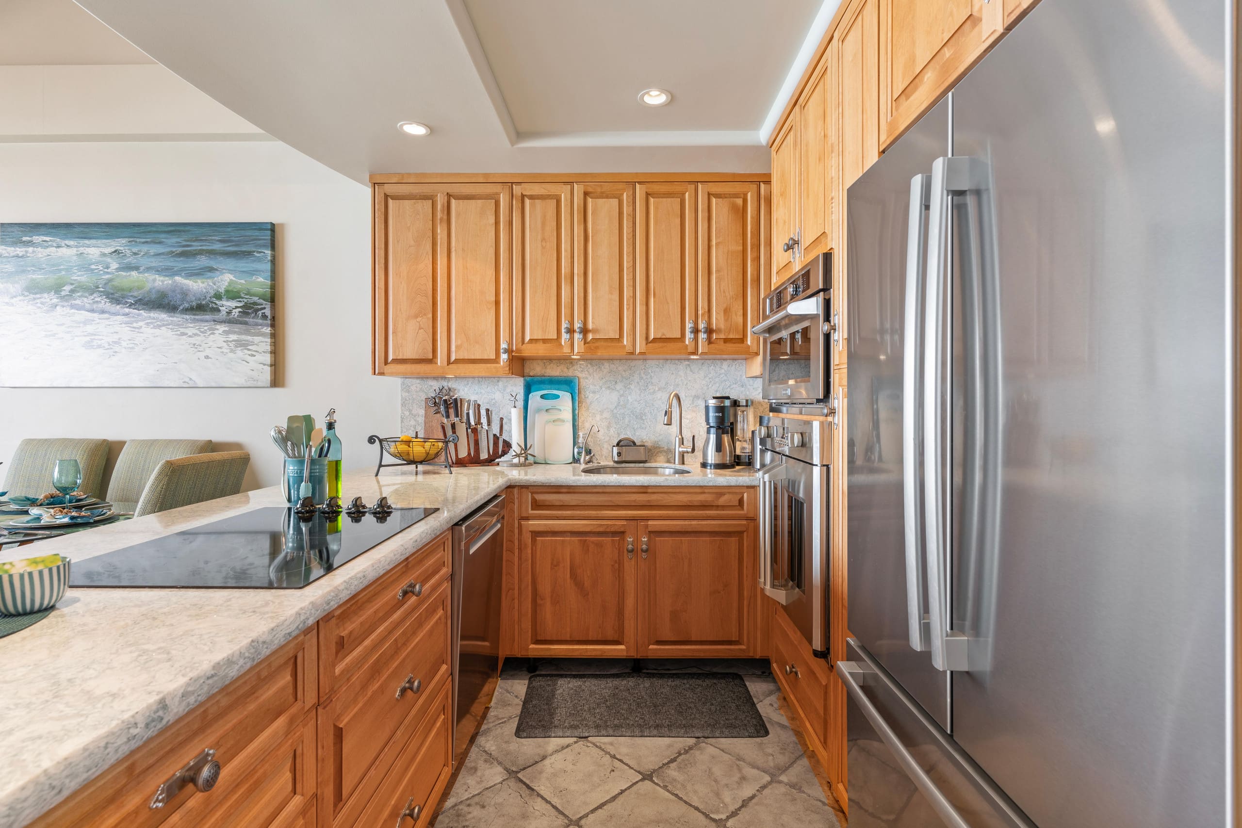 Condo in Lahaina · ★4.7 · 3 bedrooms · 4 beds · 2 baths - Image 9