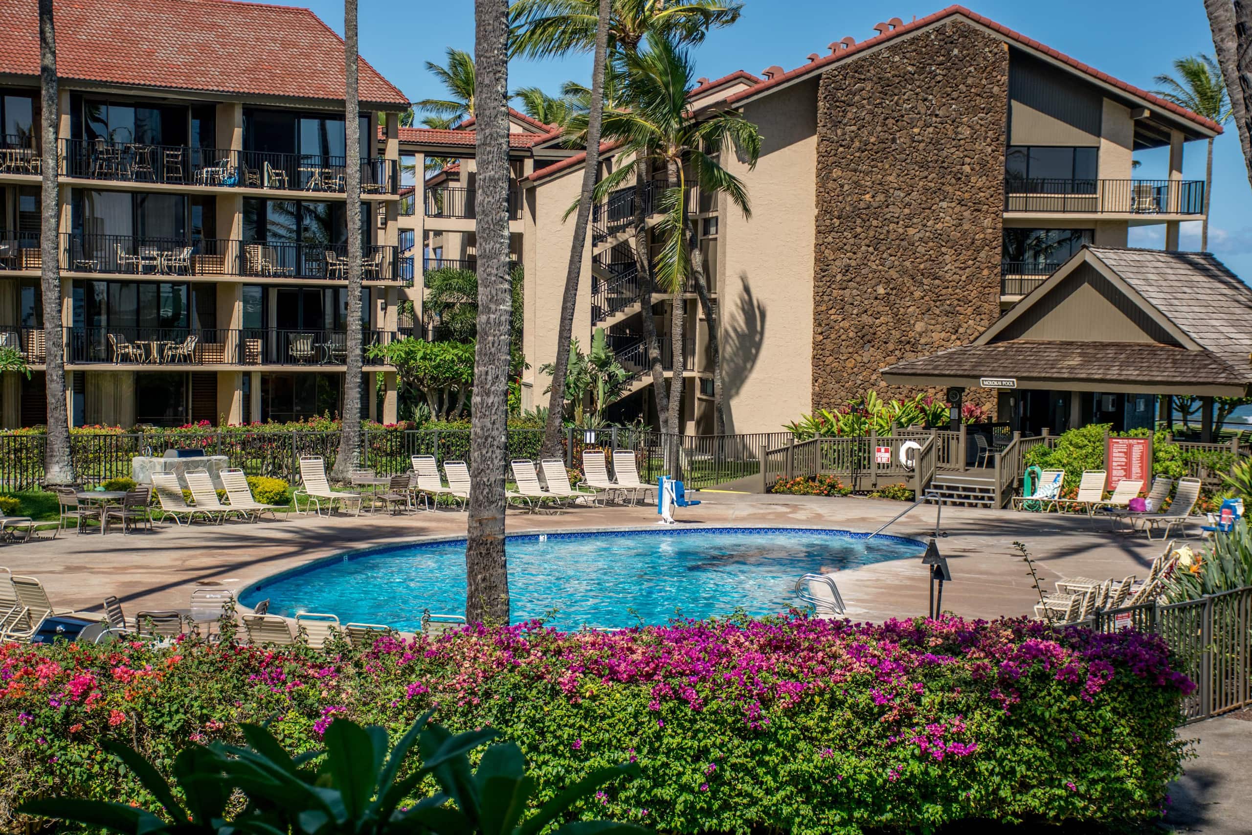 Condo in Lahaina · ★4.7 · 3 bedrooms · 4 beds · 2 baths - Image 5