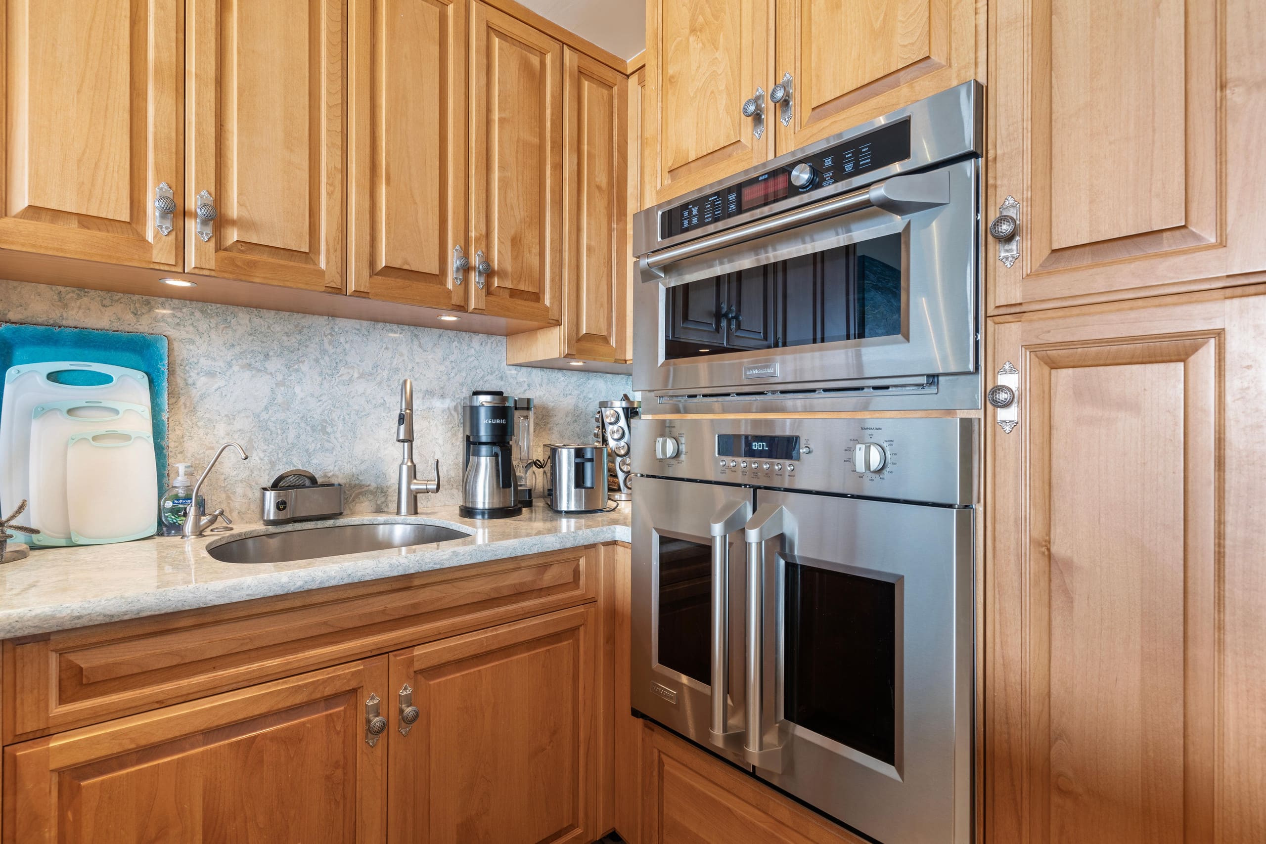 Condo in Lahaina · ★4.7 · 3 bedrooms · 4 beds · 2 baths - Image 22