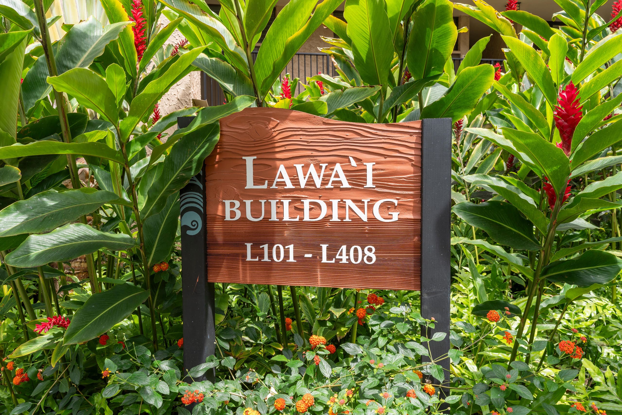 Condo in Lahaina · ★4.7 · 3 bedrooms · 4 beds · 2 baths - Image 48