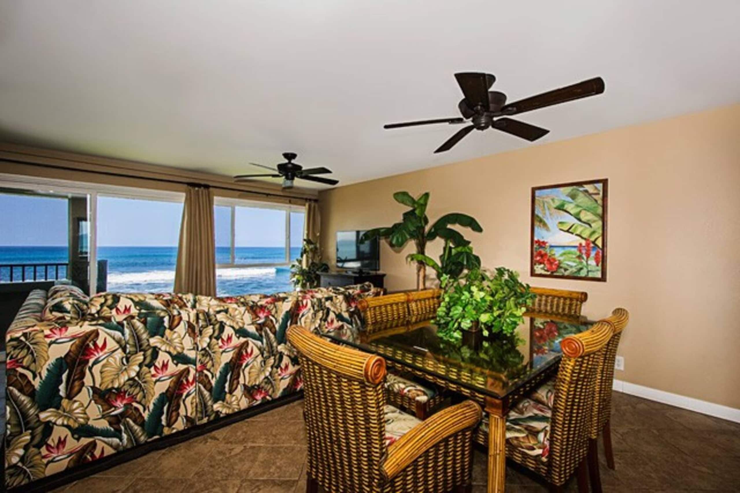 Condo in Kailua-Kona · ★4.89 · 2 bedrooms · 4 beds · 2 baths - Image 20